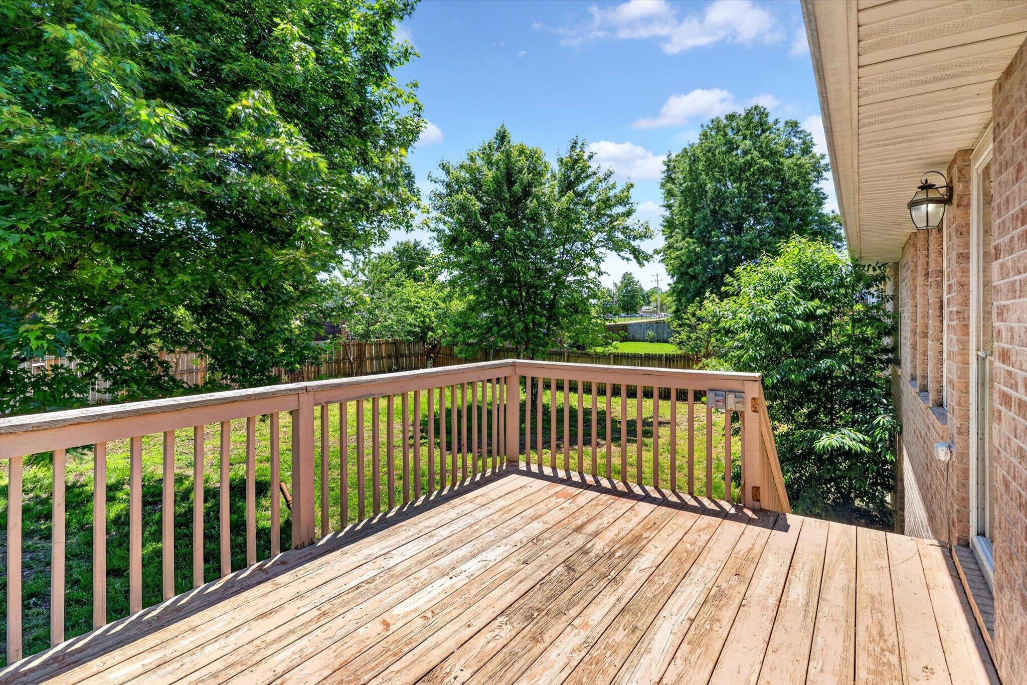 502 South Pepperhill Drive Property Photo 19