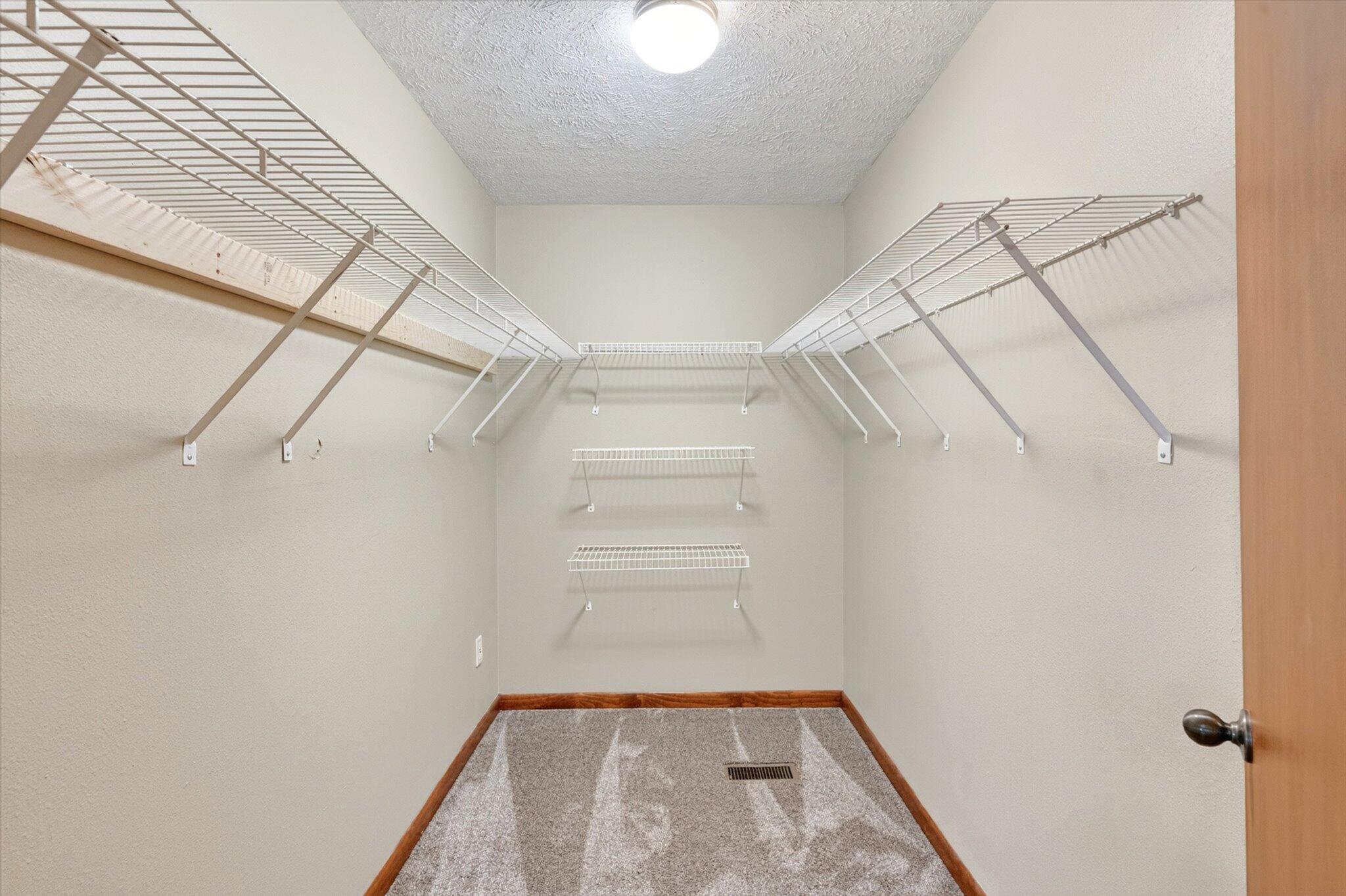 502 South Pepperhill Drive Property Photo 25