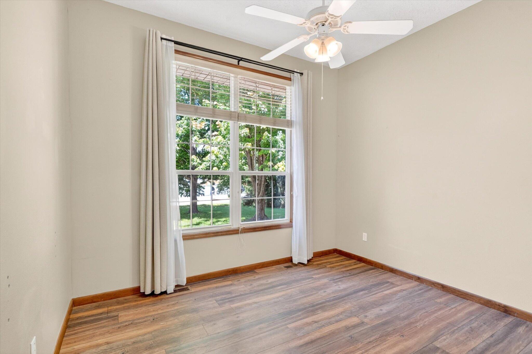 502 South Pepperhill Drive Property Photo 31
