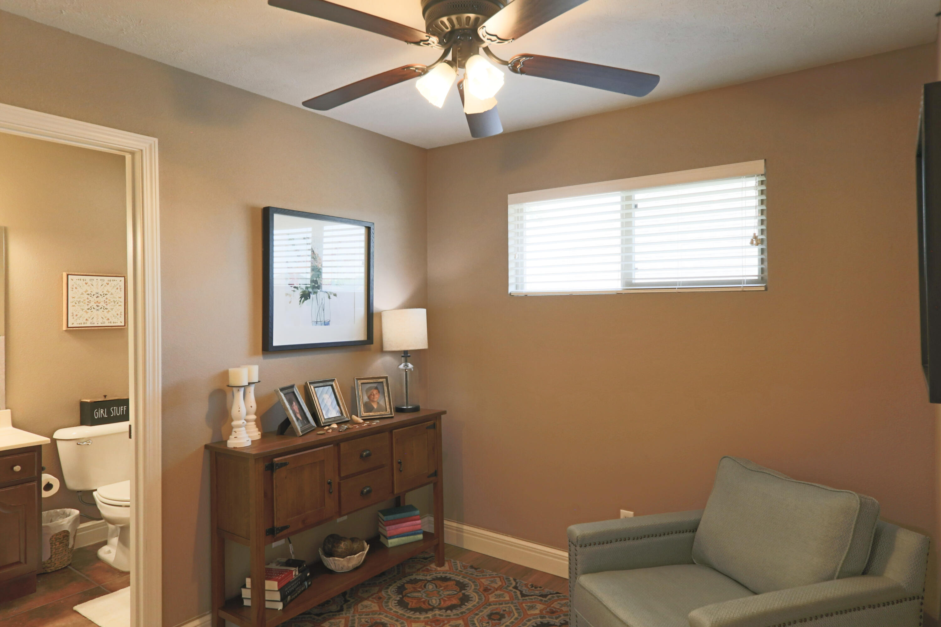 4671 East Hidden Oak Place Property Photo 12