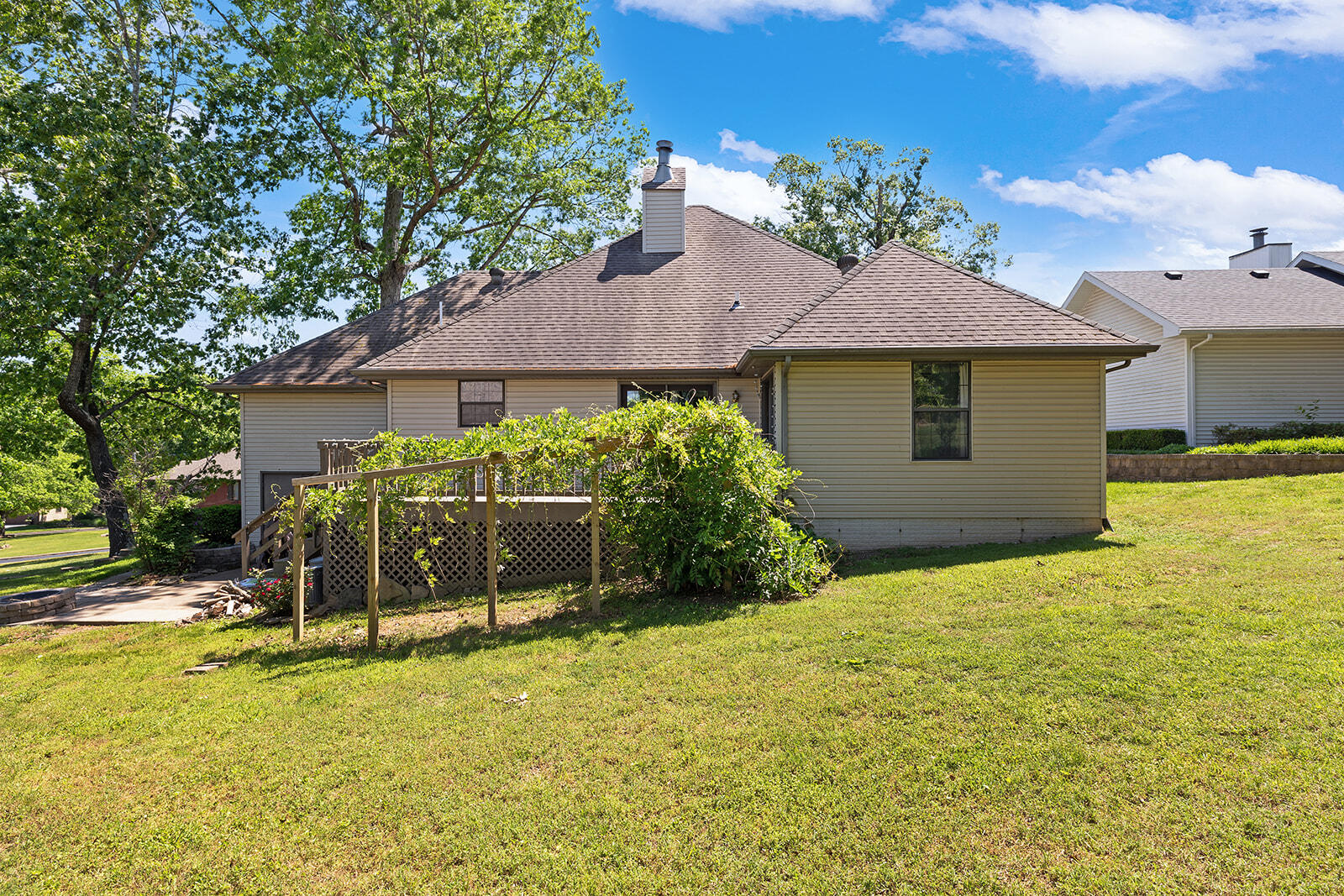 1977 Pointe Royale Drive Property Photo 4