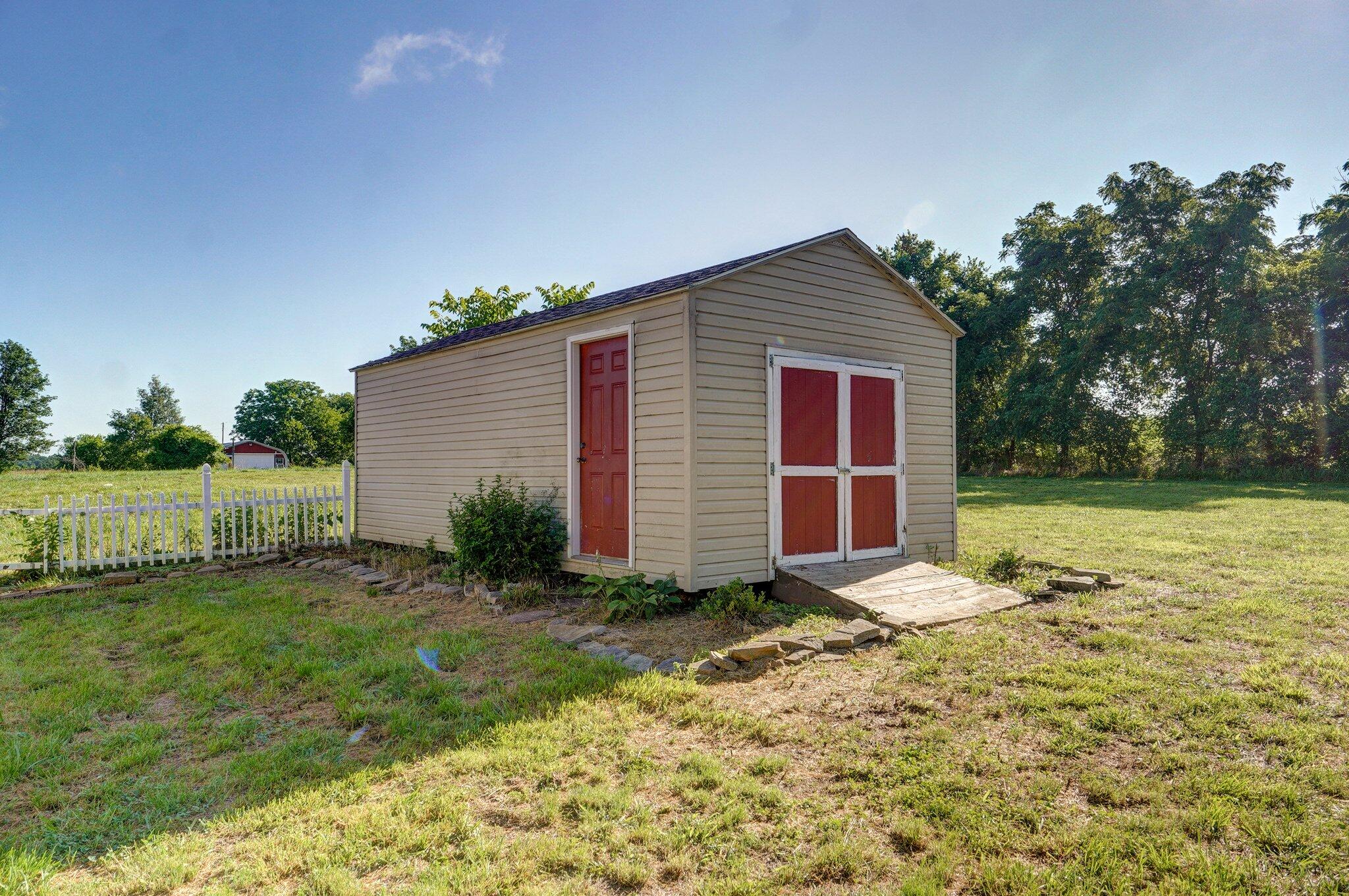 3711 West Farm Road 14 Property Photo 36
