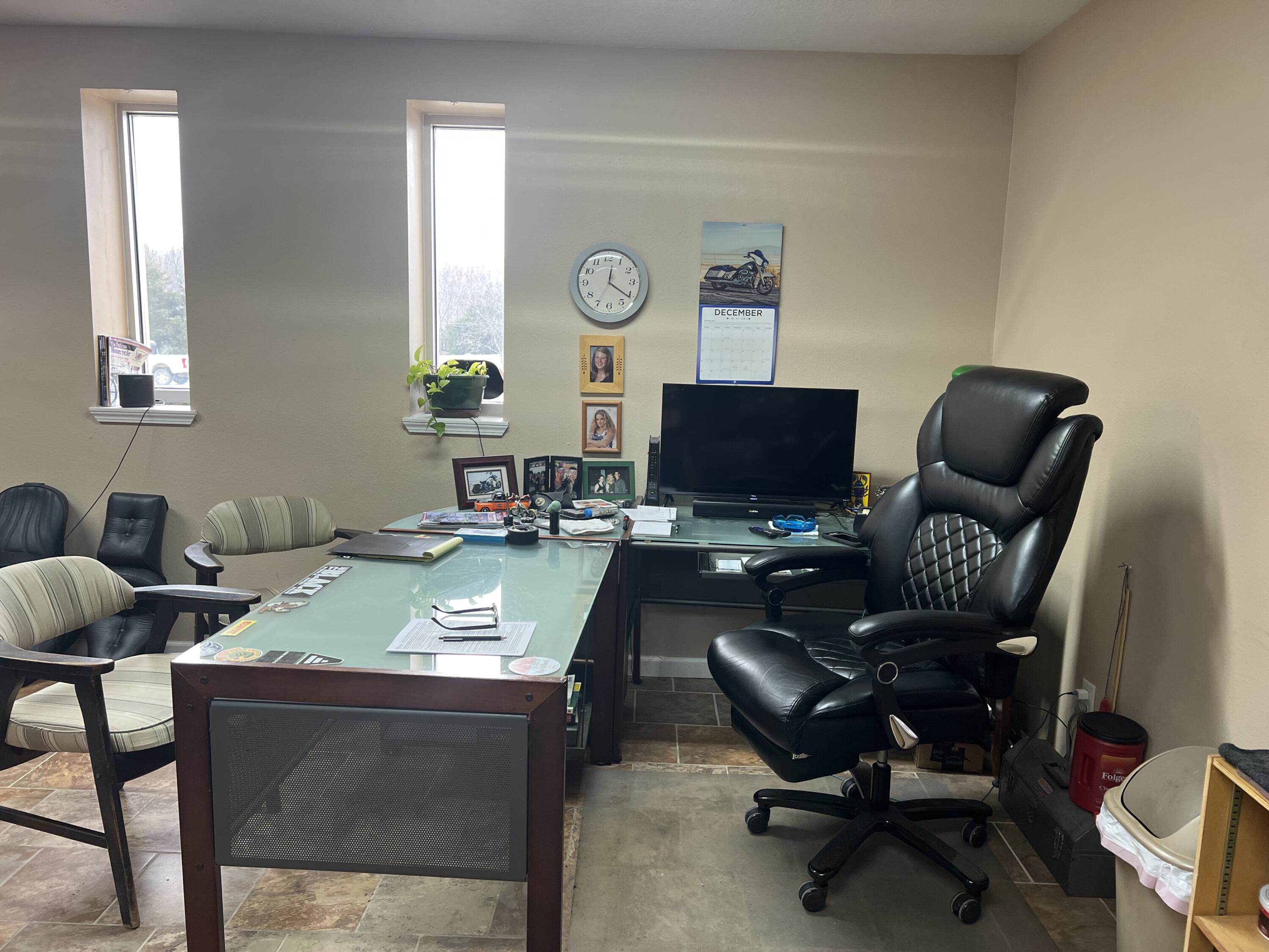 1306 Shull Street Property Photo 4