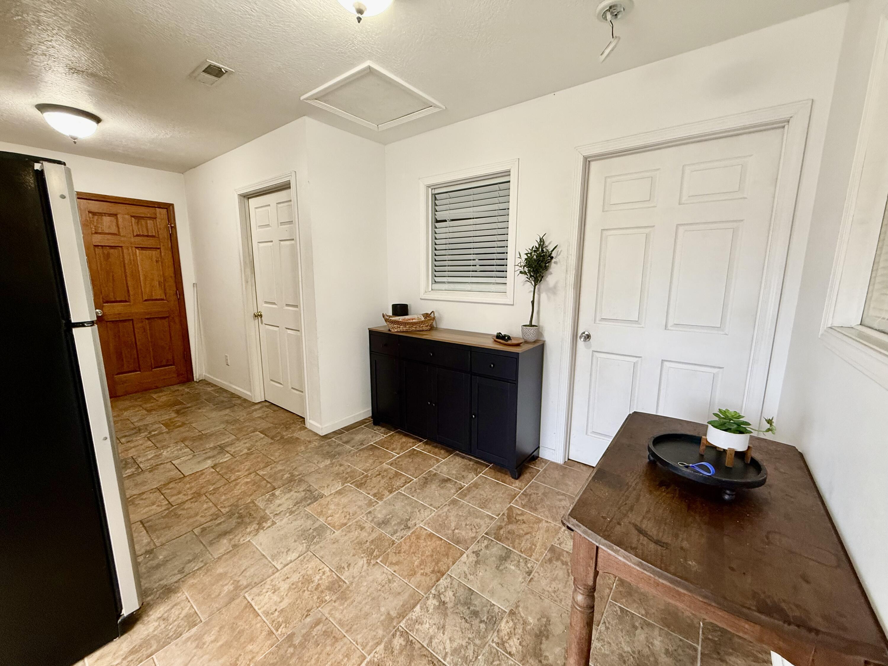 1306 Shull Street Property Photo 8