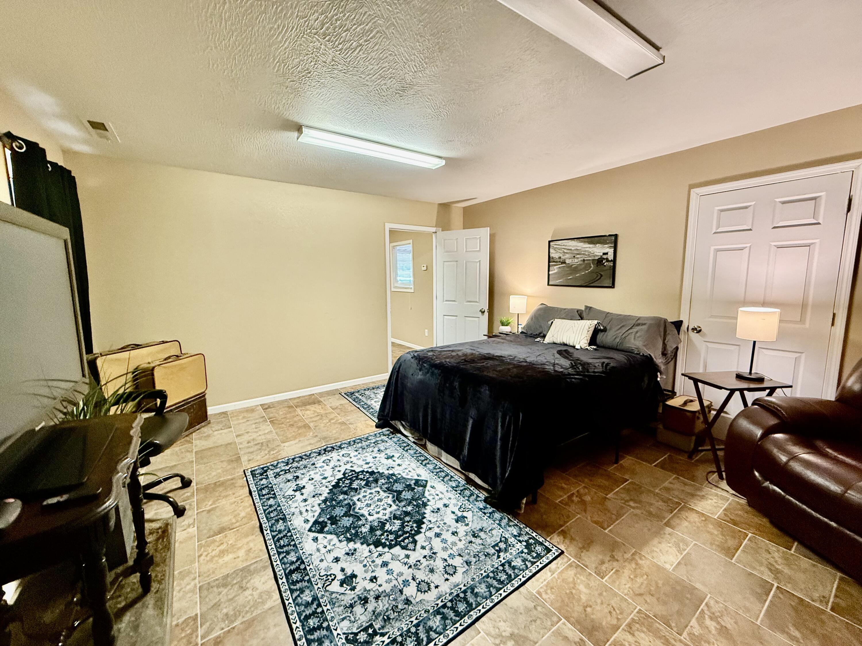 1306 Shull Street Property Photo 17