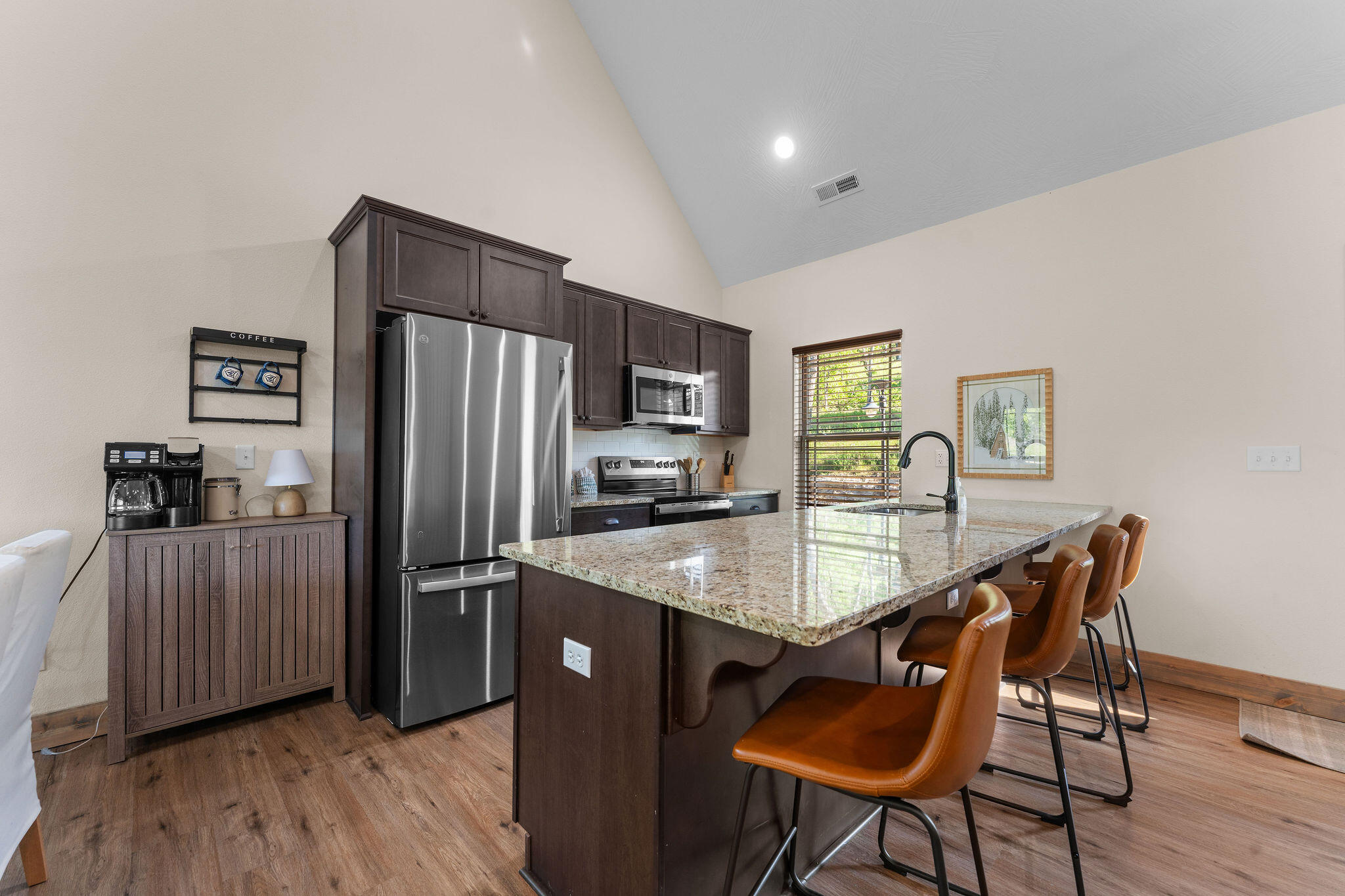 172 Ravine Roadway 29 Property Photo 14