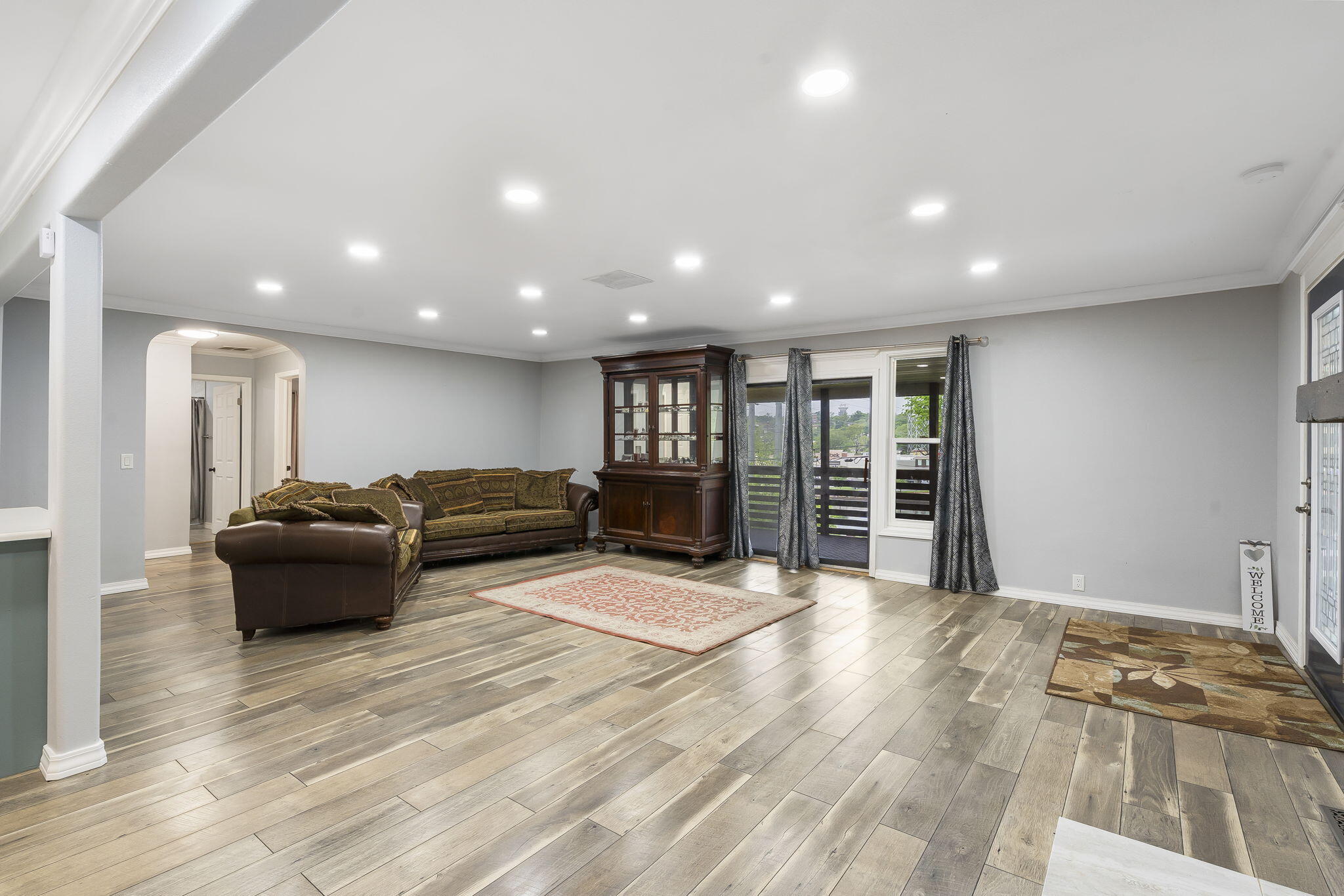 622 Lake Shore Drive Property Photo 14