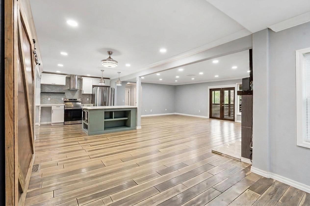 622 Lake Shore Drive Property Photo 17