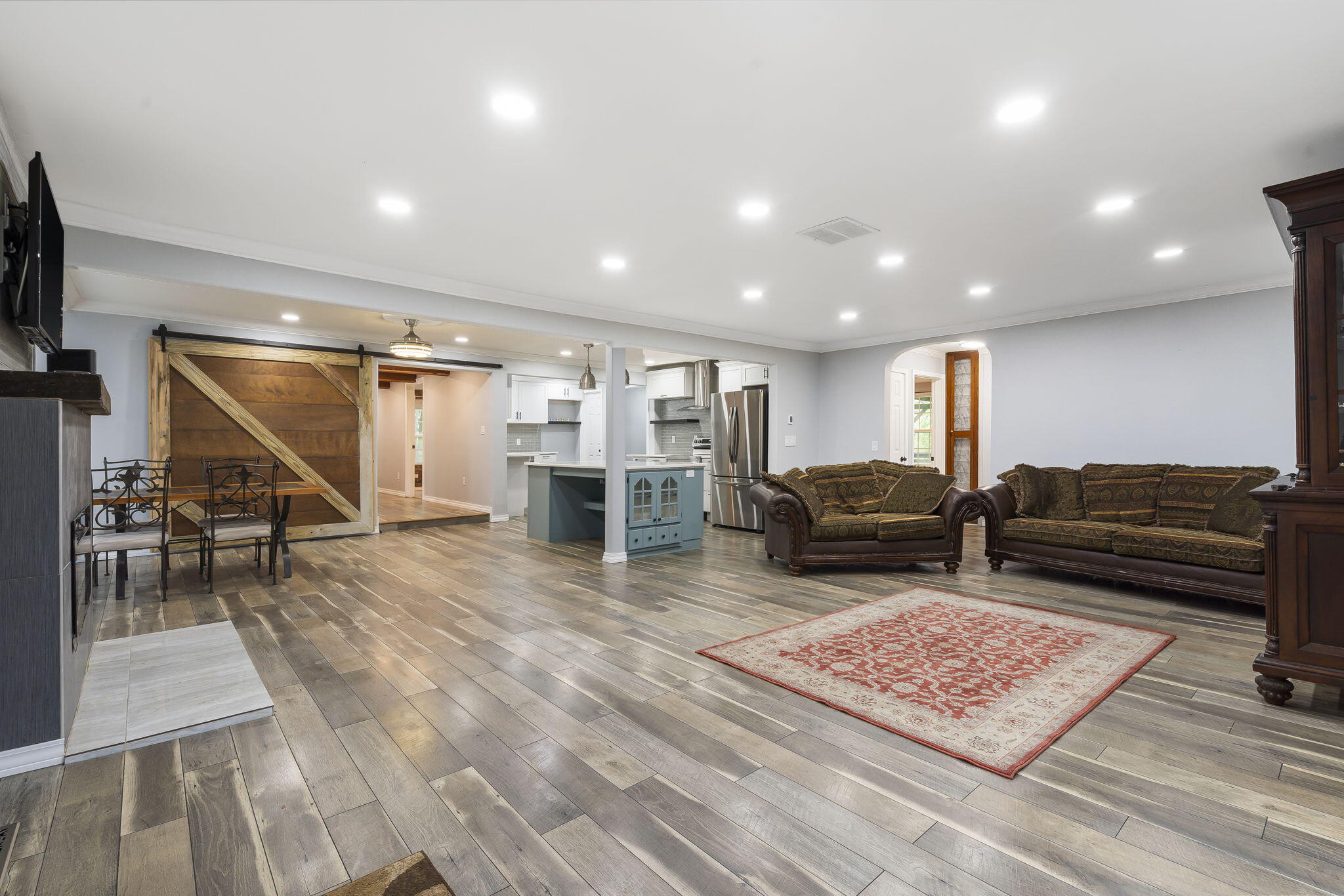 622 Lake Shore Drive Property Photo 20