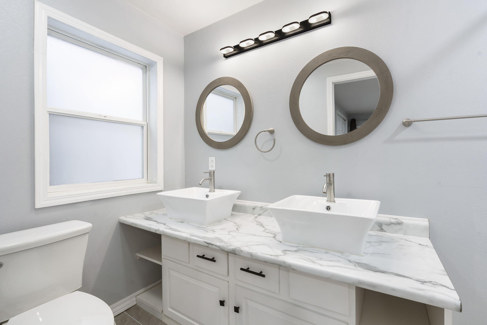 622 Lake Shore Drive Property Photo 46