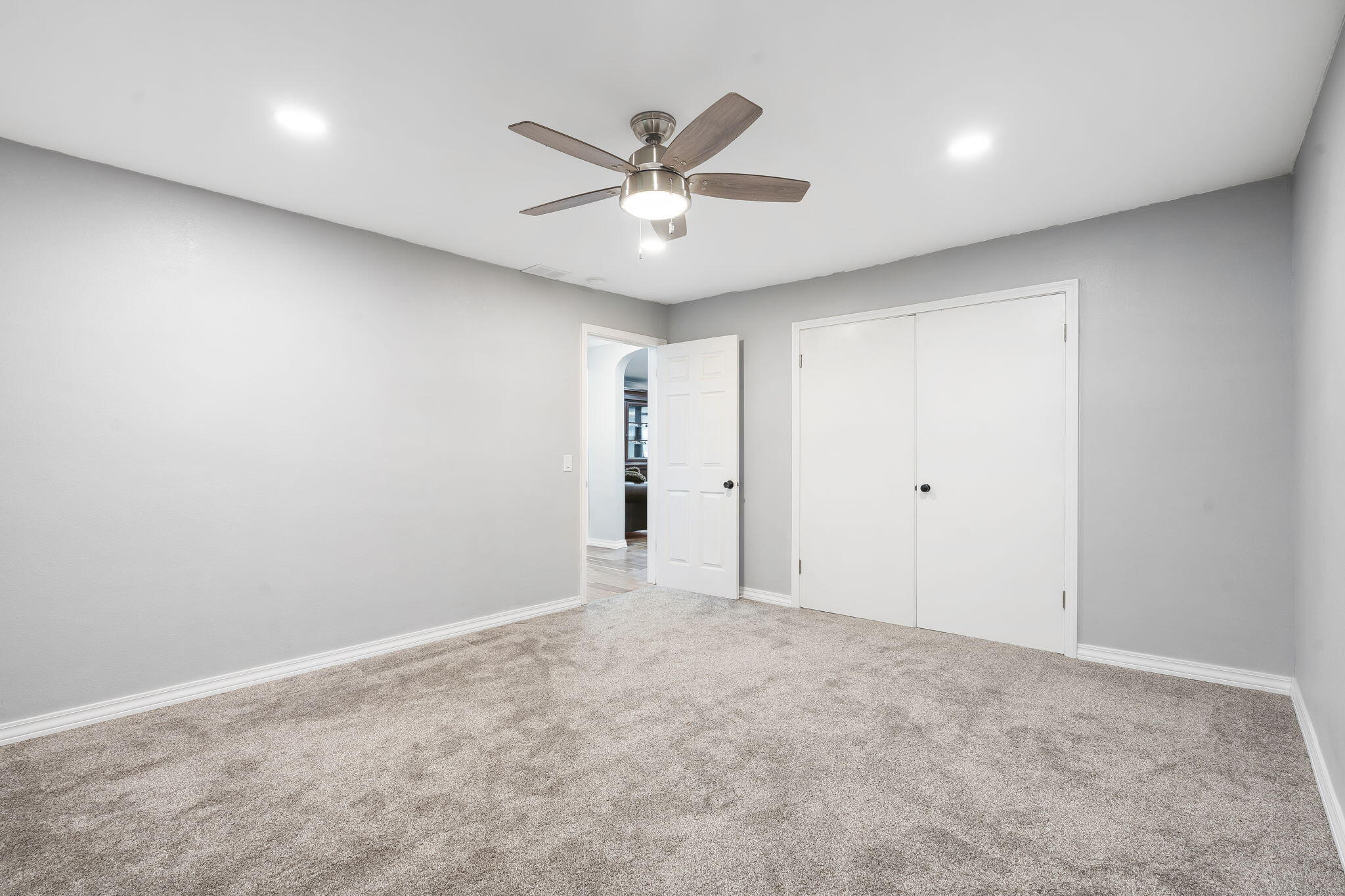 622 Lake Shore Drive Property Photo 49