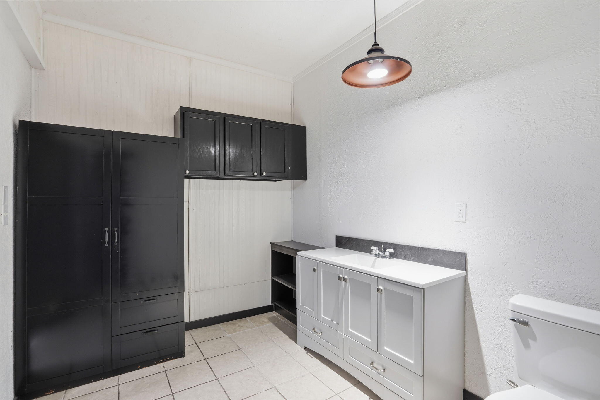 2240 North Grant Avenue Property Photo 11