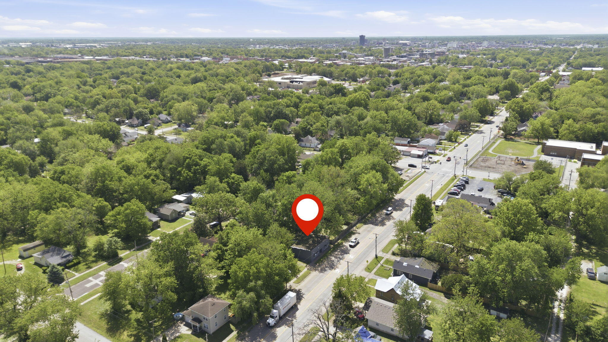 2240 North Grant Avenue Property Photo 21