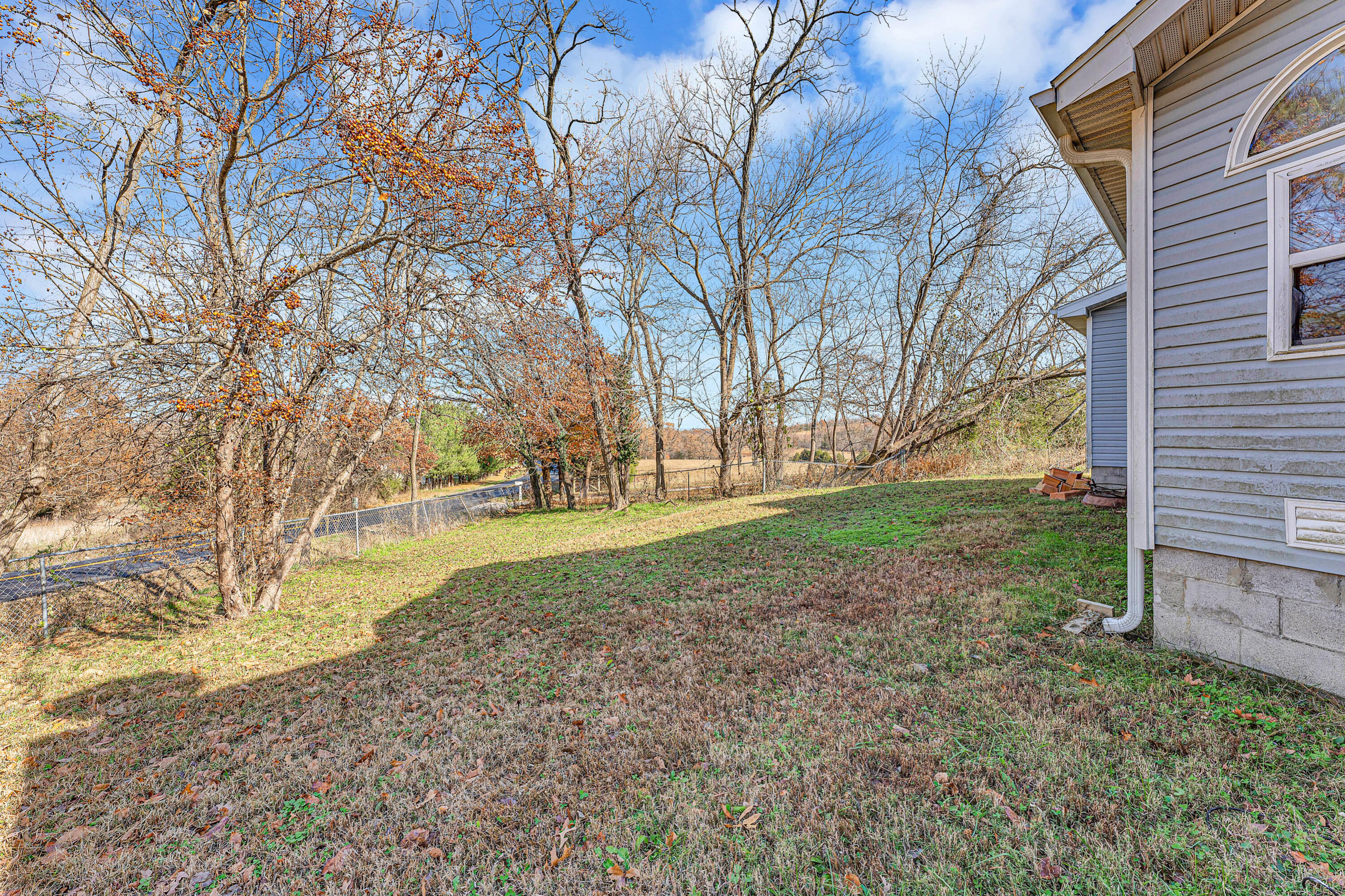 5040 Highway 5 Property Photo 11