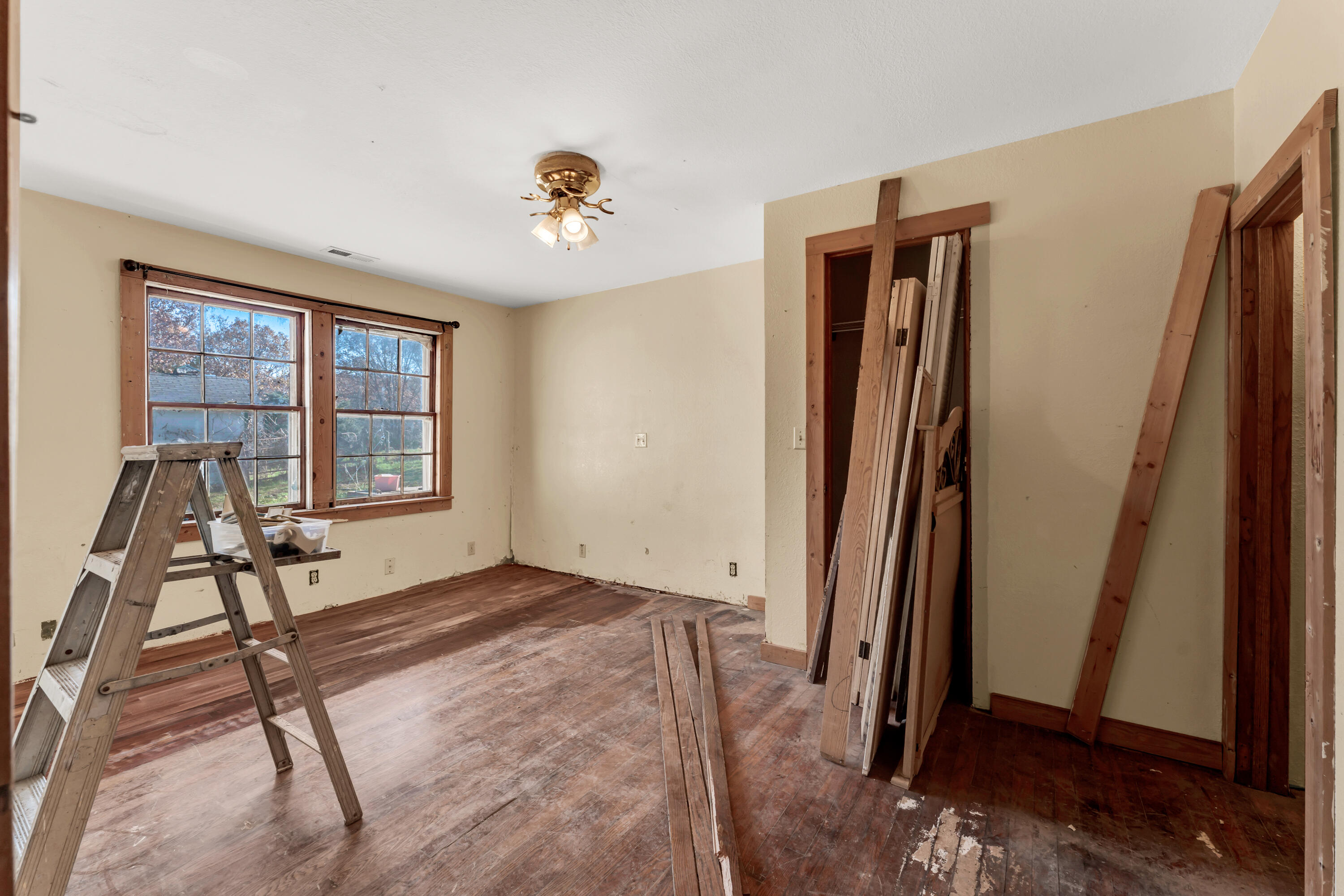 5040 Highway 5 Property Photo 28