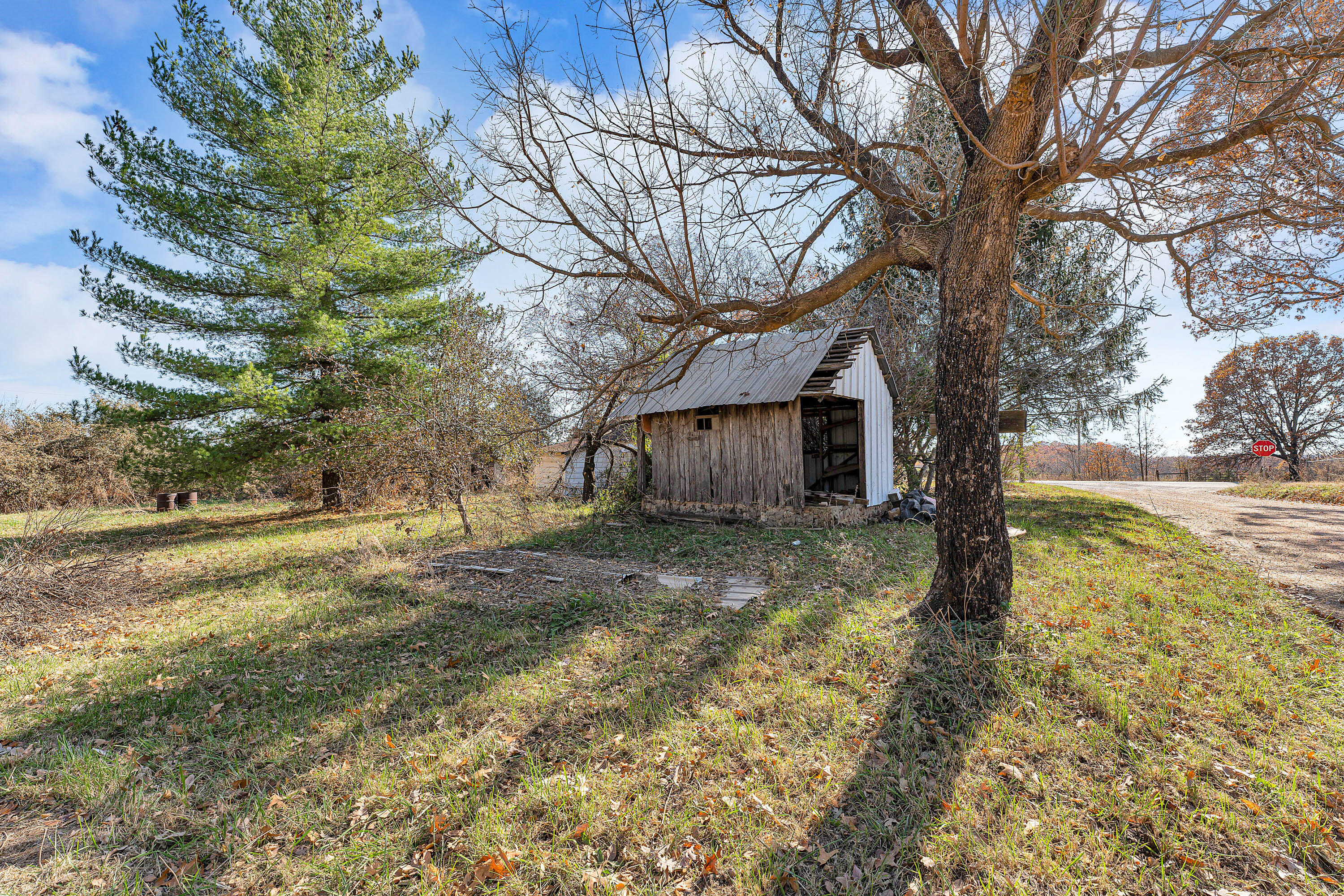7800 St George Road Property Photo 7