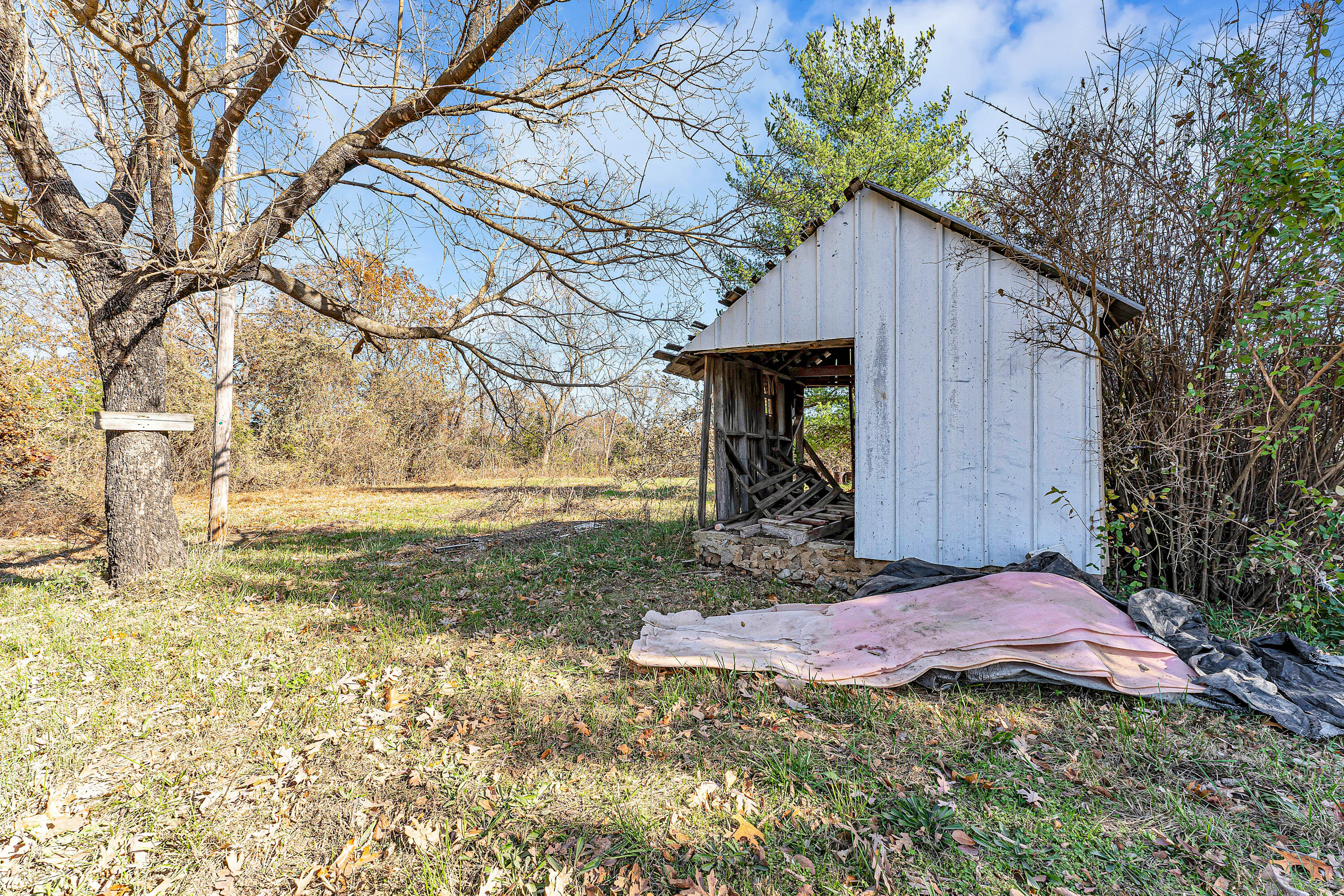 7800 St George Road Property Photo 15