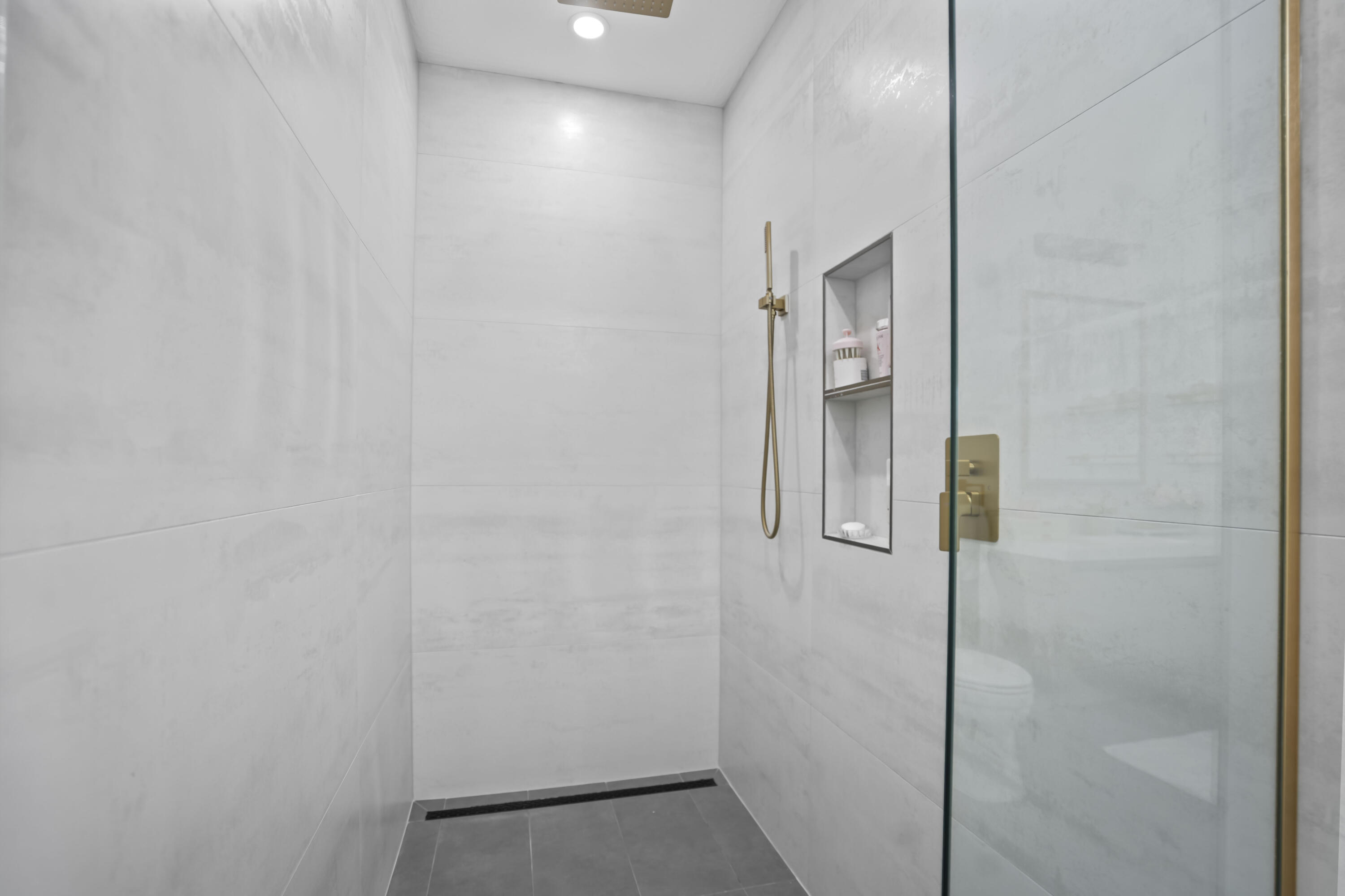 4212 Greenbriar Drive Property Photo 27
