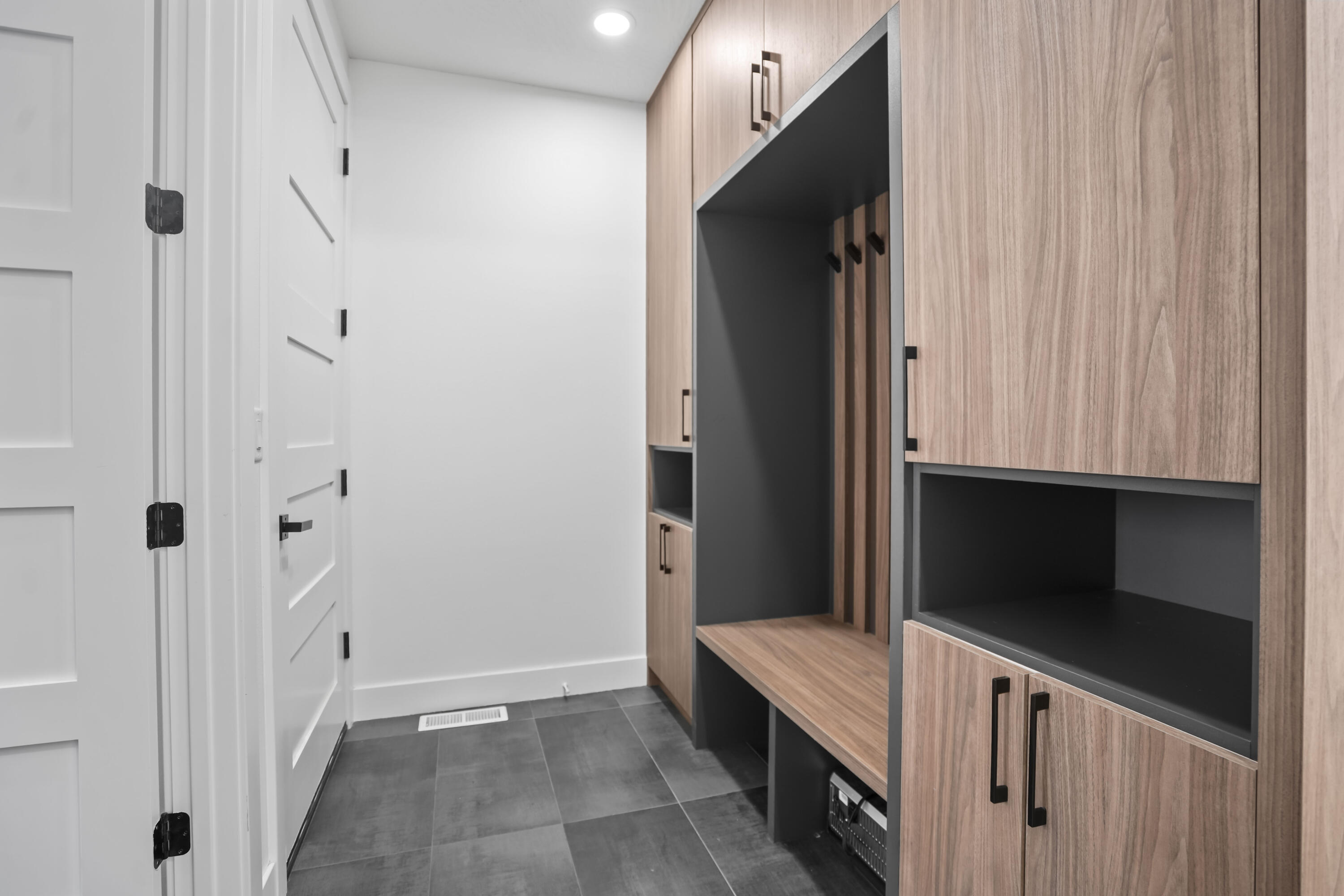 4212 Greenbriar Drive Property Photo 39