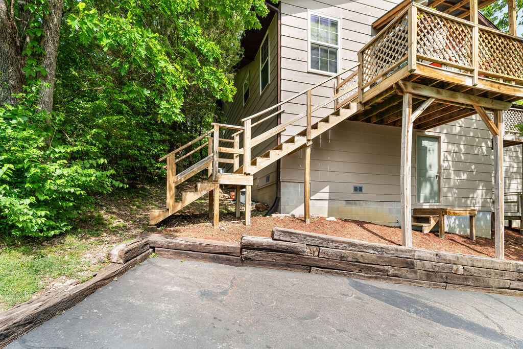 167-169 Oak Hill Street Property Photo 8