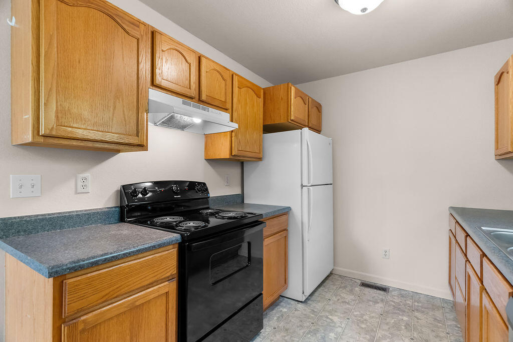 167-169 Oak Hill Street Property Photo 20