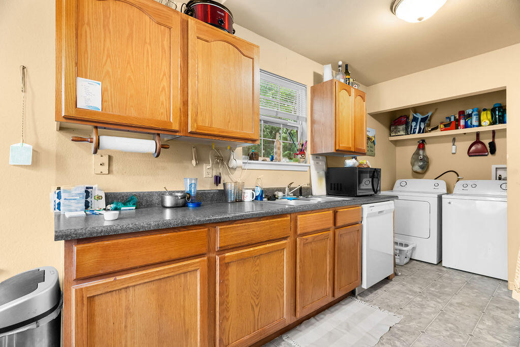 167-169 Oak Hill Street Property Photo 31