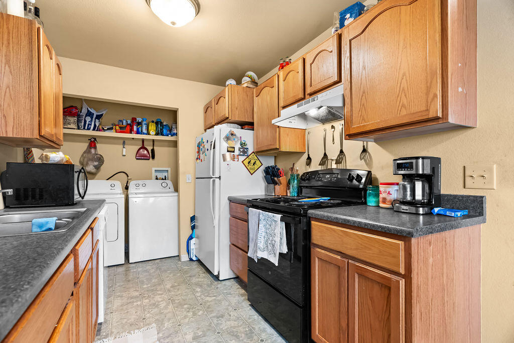 167-169 Oak Hill Street Property Photo 32