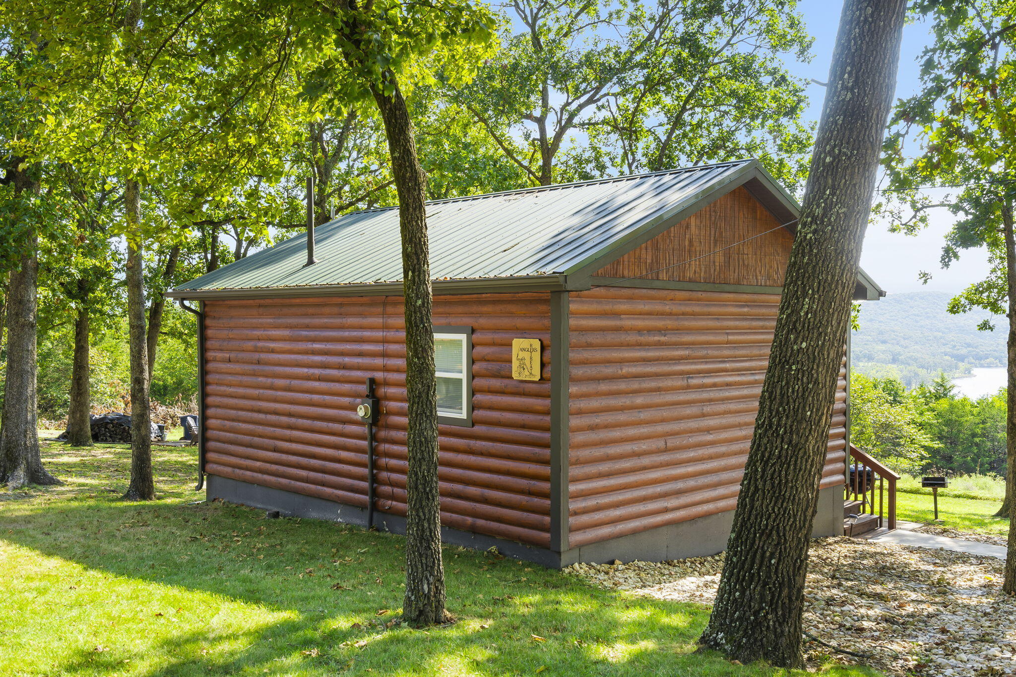 31 Woodcliff Road 1 Property Photo 3