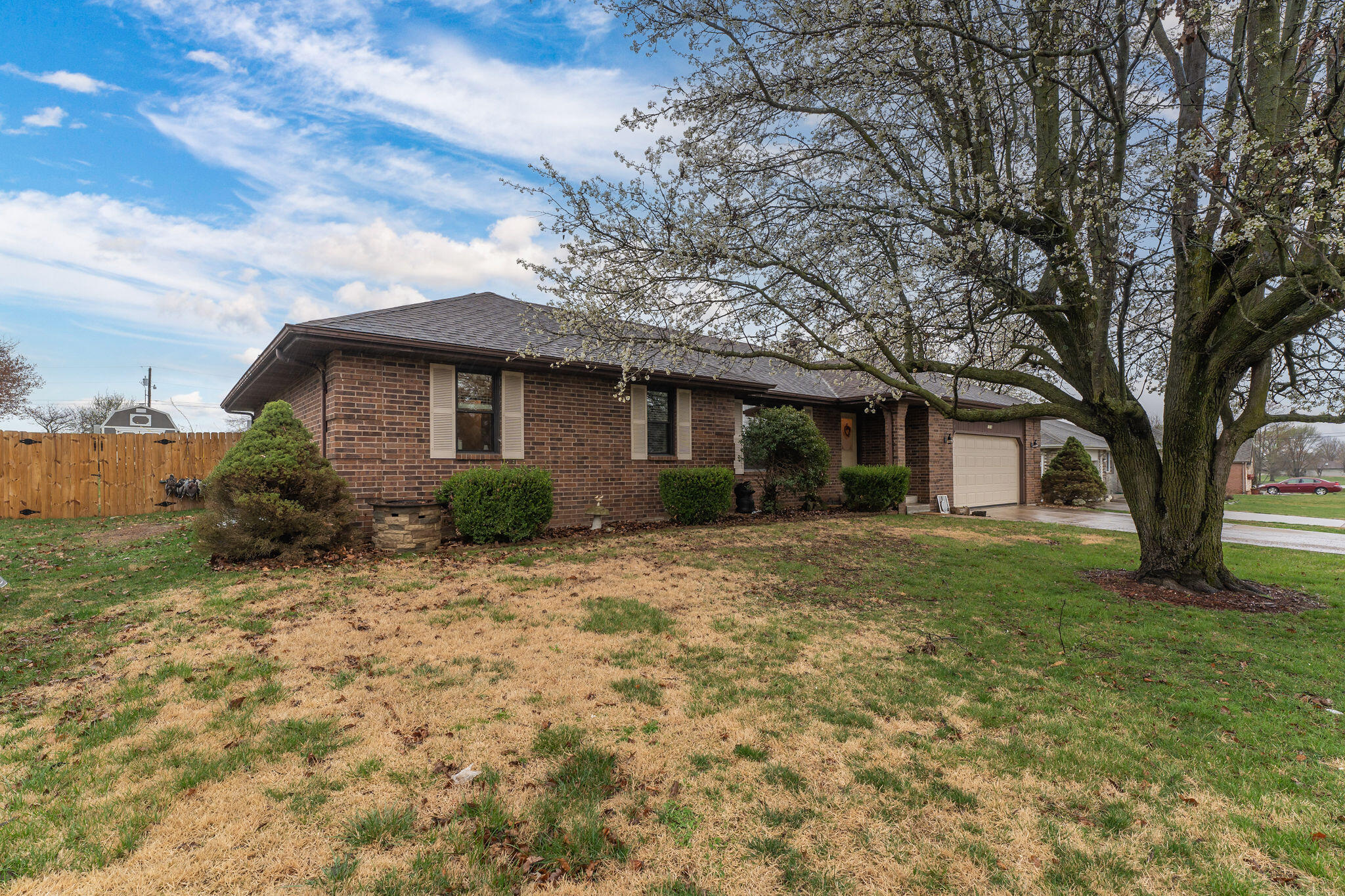 1318 West Meadowbrooke Drive Property Photo 25