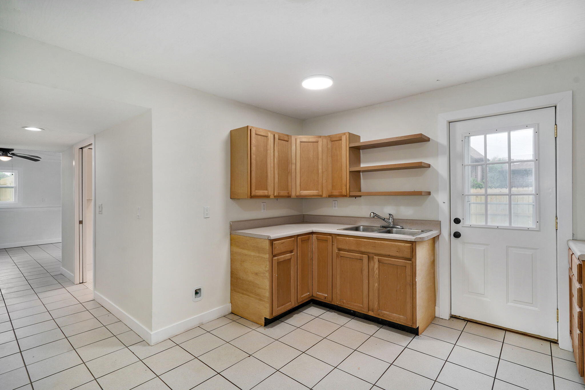 2021 East Lark Street Property Photo 35