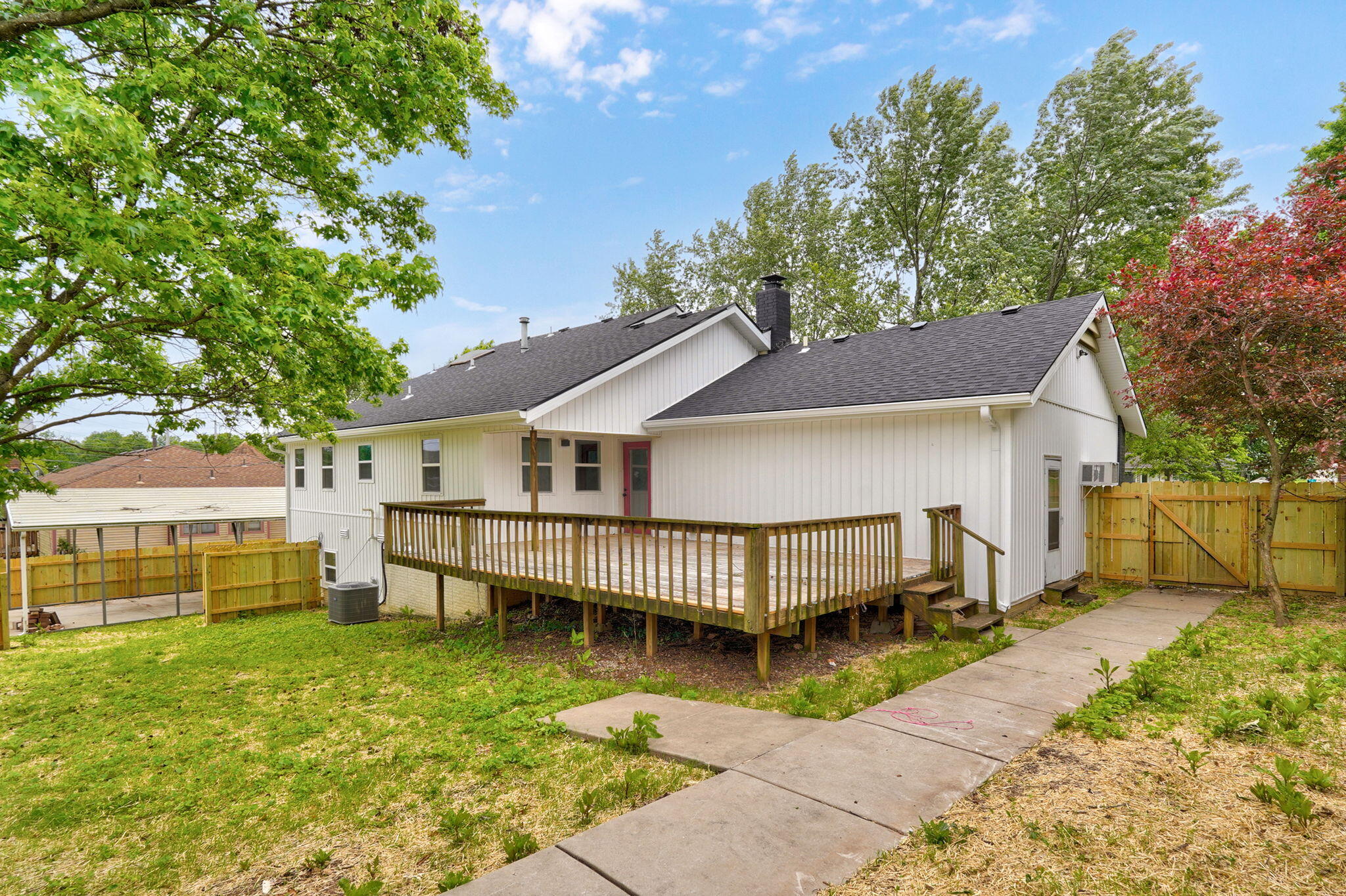2021 East Lark Street Property Photo 43