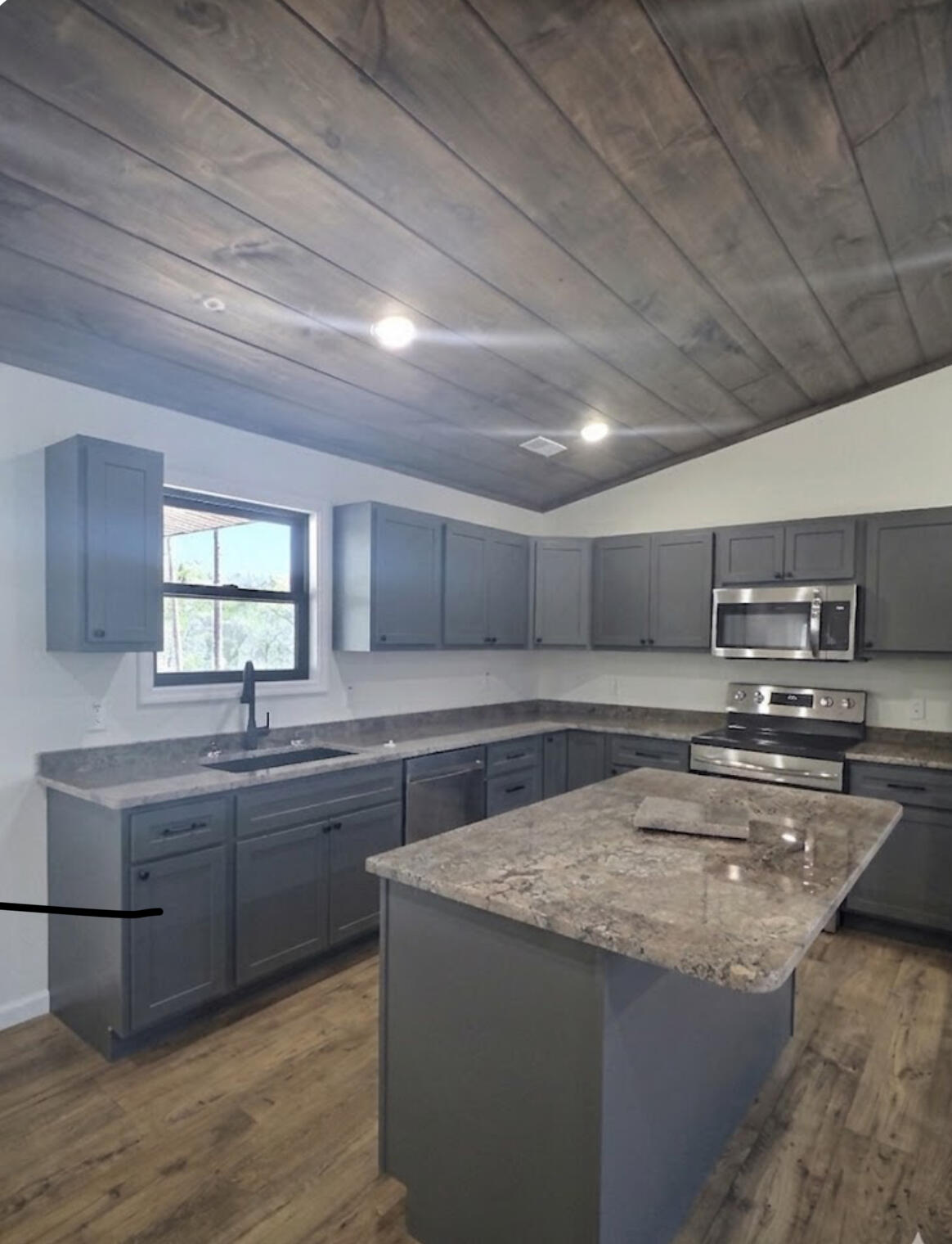 60 Justin Avenue Property Photo 22