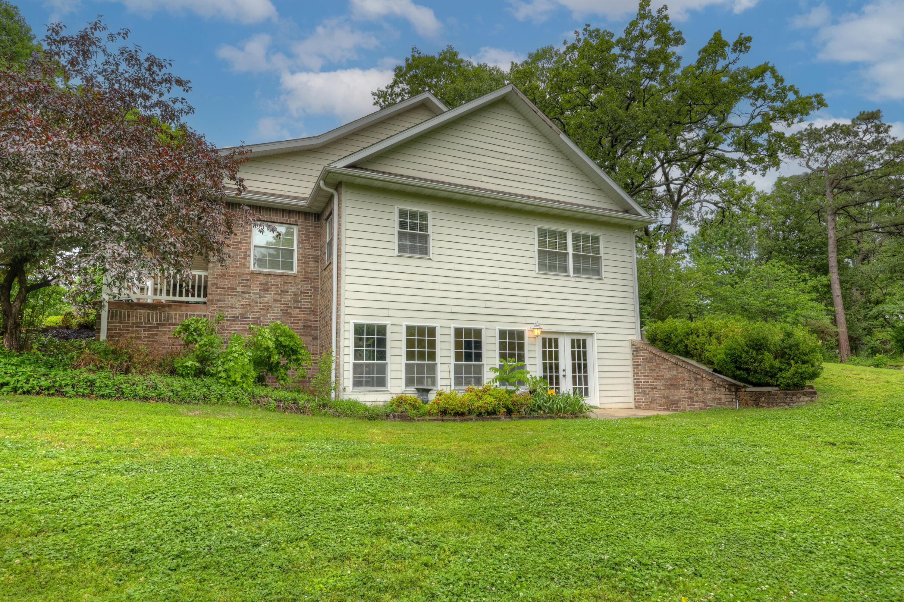 1111 Peterson Road Property Photo 5