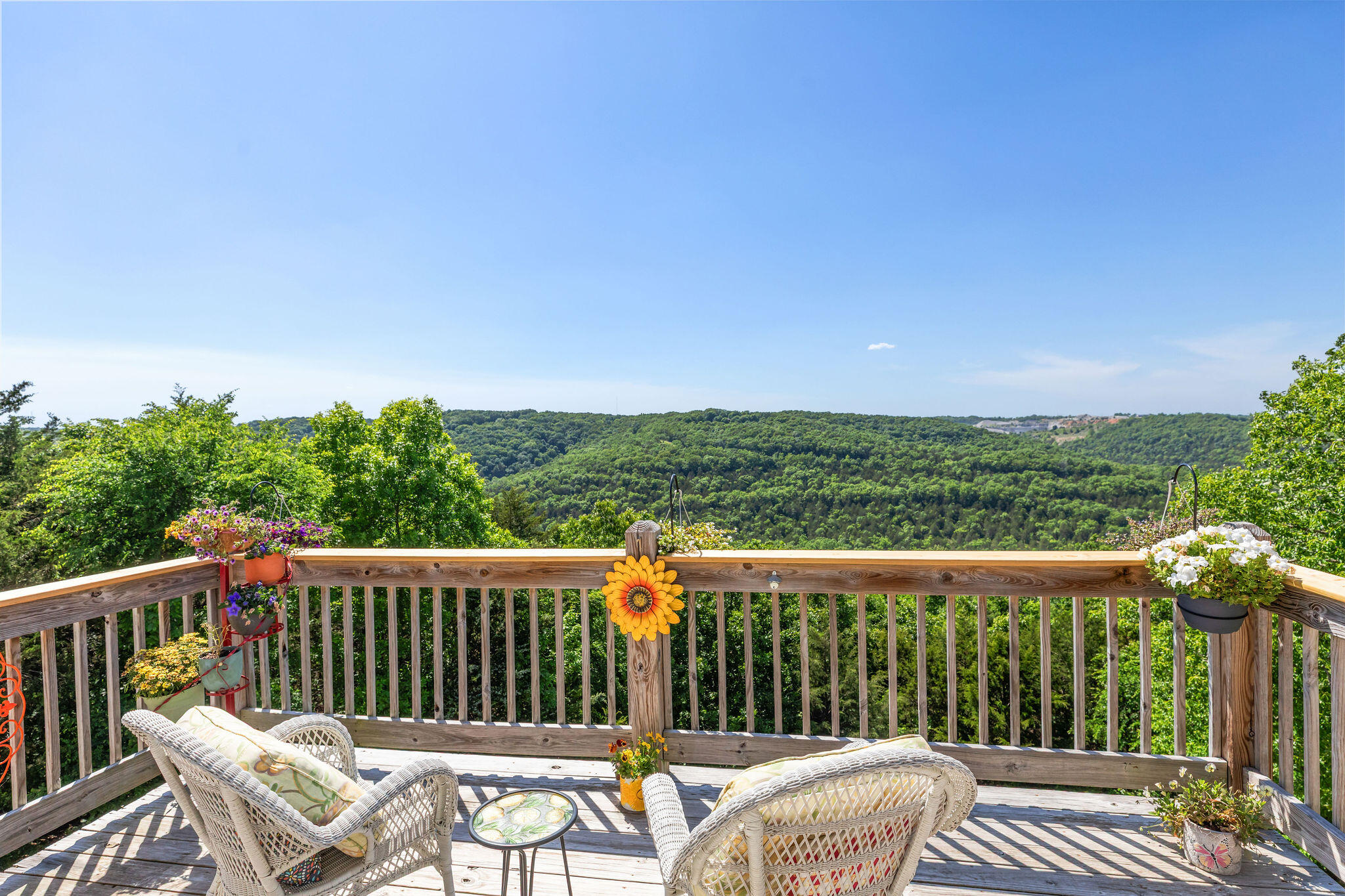 139 Wolf Trail Property Photo 11