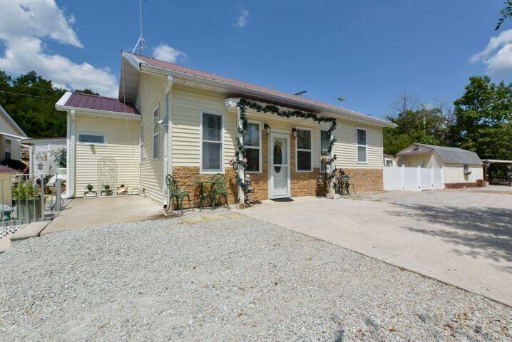 293 Dora Lane Property Photo 1