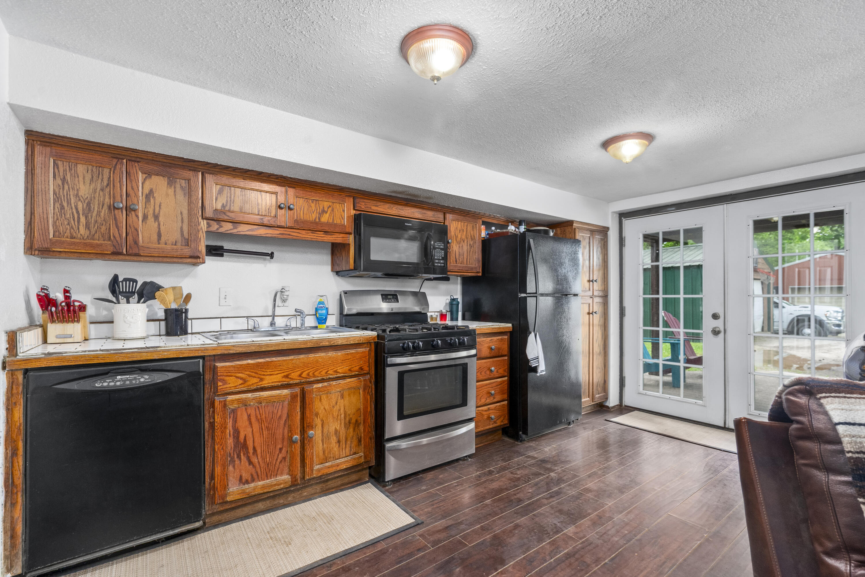 300 West Jackson Street Property Photo 10