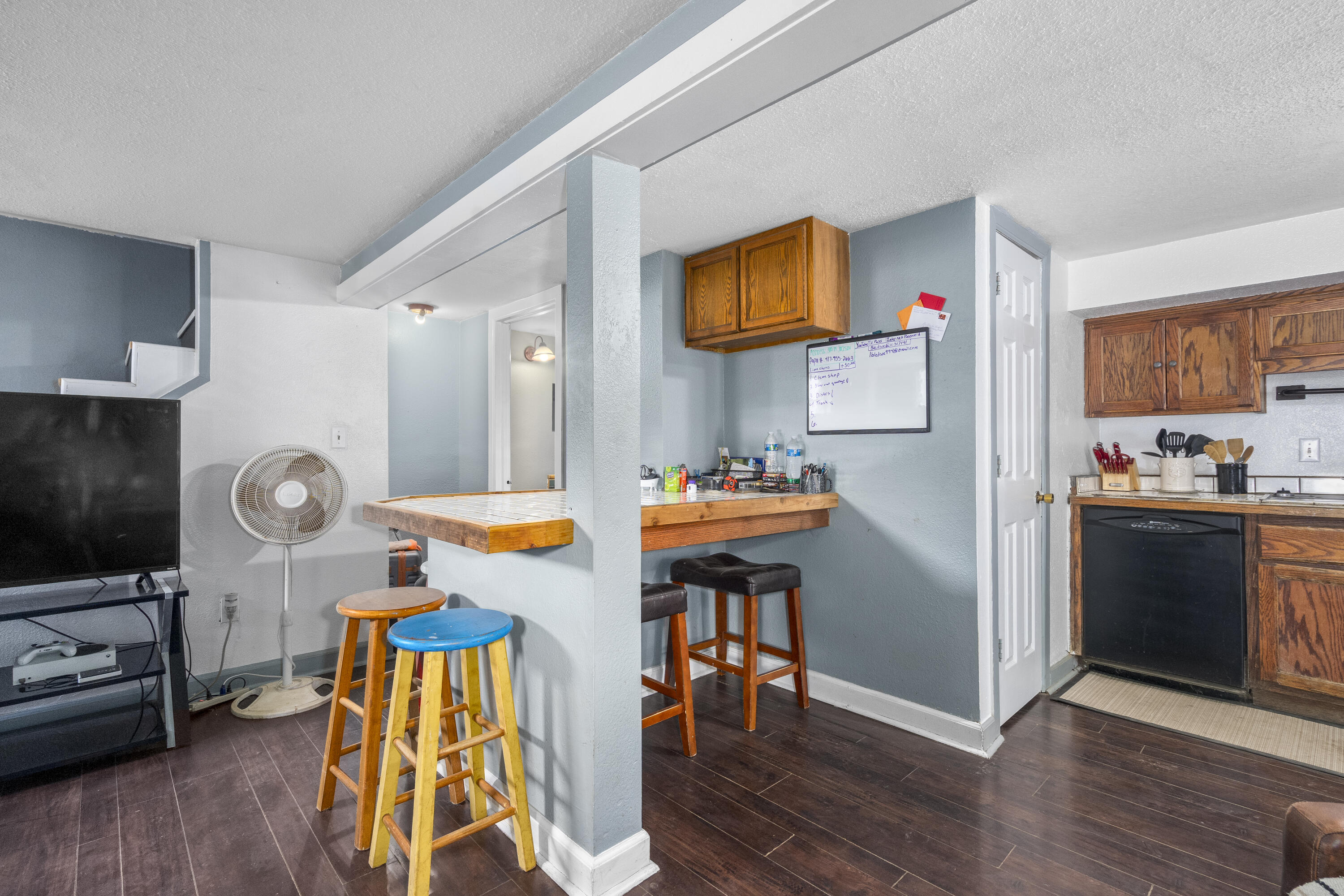 300 West Jackson Street Property Photo 11