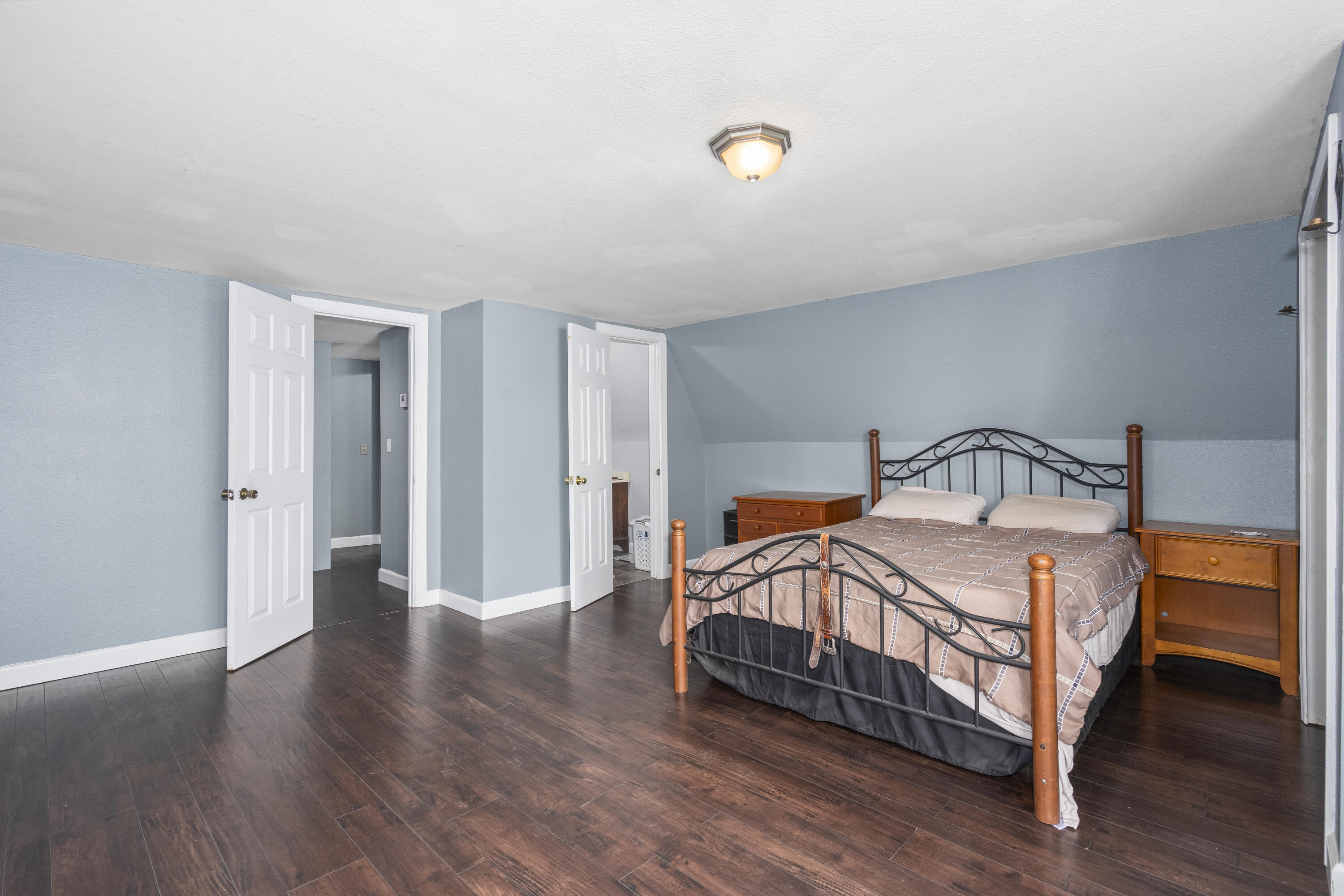 300 West Jackson Street Property Photo 18