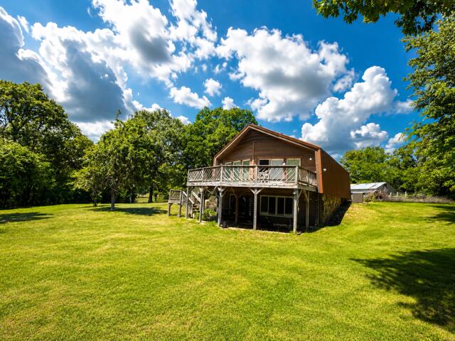429 Pine Cone Lane Property Photo 1