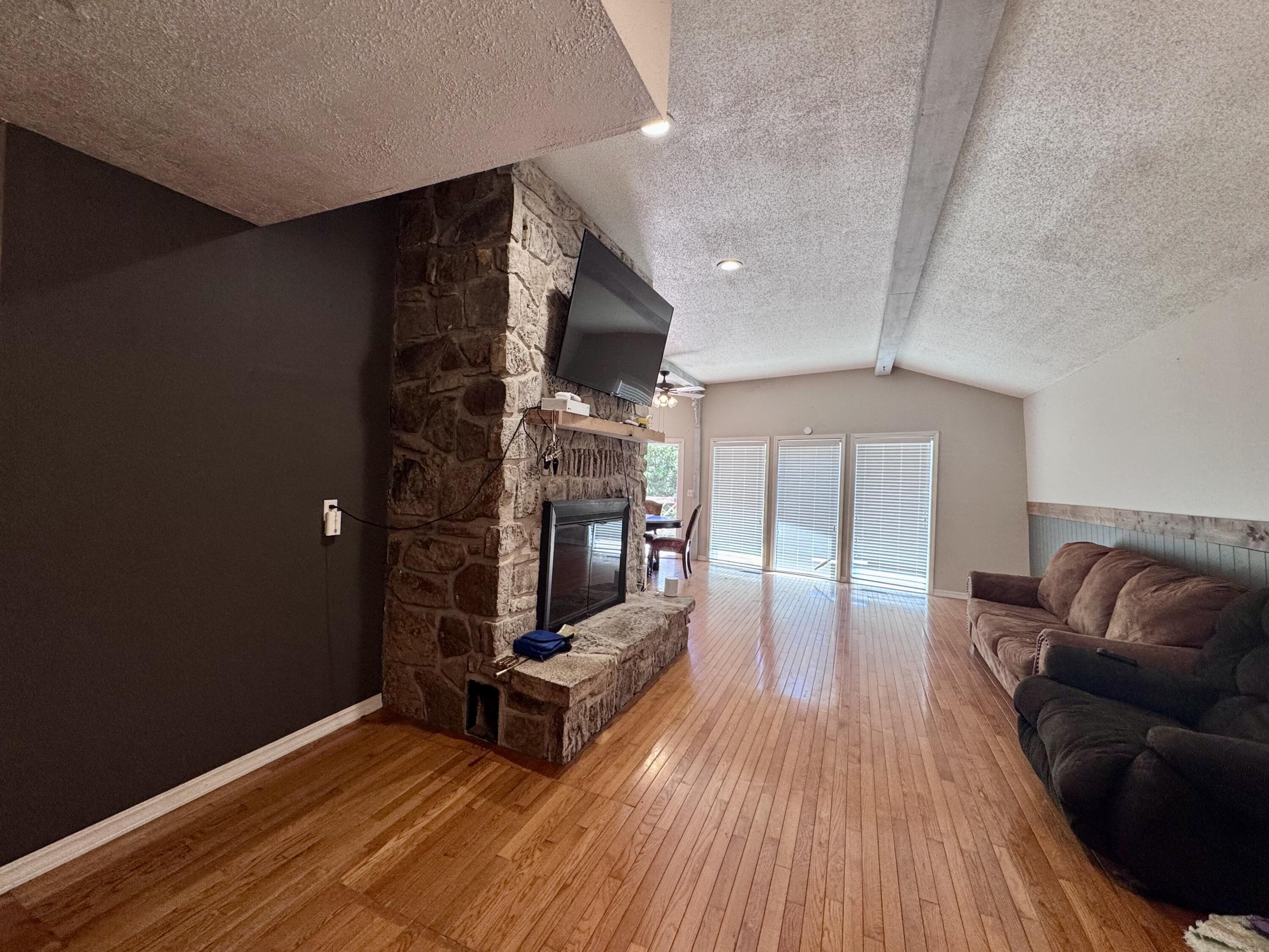 429 Pine Cone Lane Property Photo 2