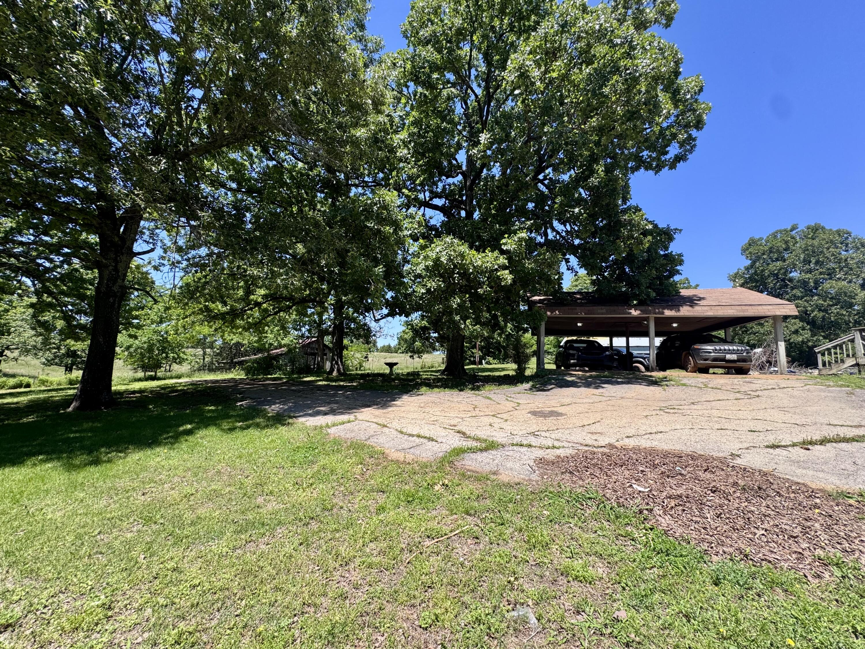429 Pine Cone Lane Property Photo 18
