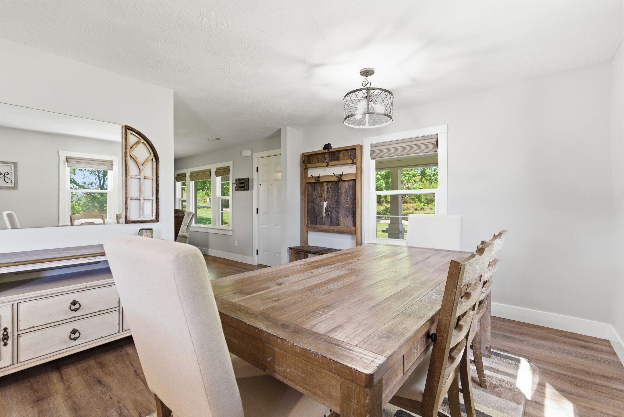 4706 Flat Creek Road Property Photo 8