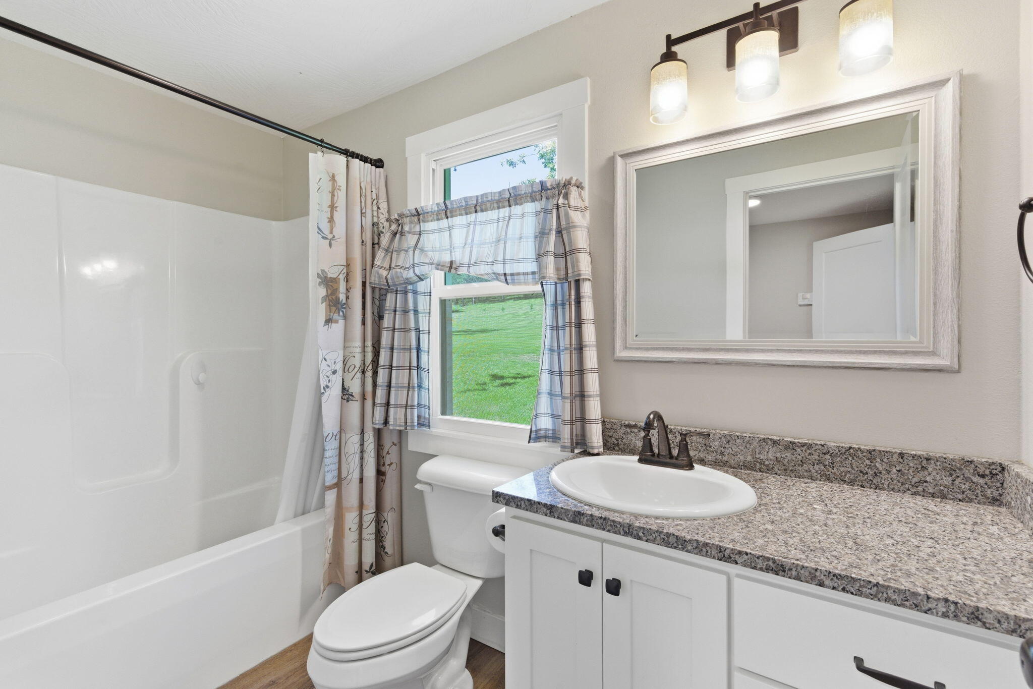 4706 Flat Creek Road Property Photo 18