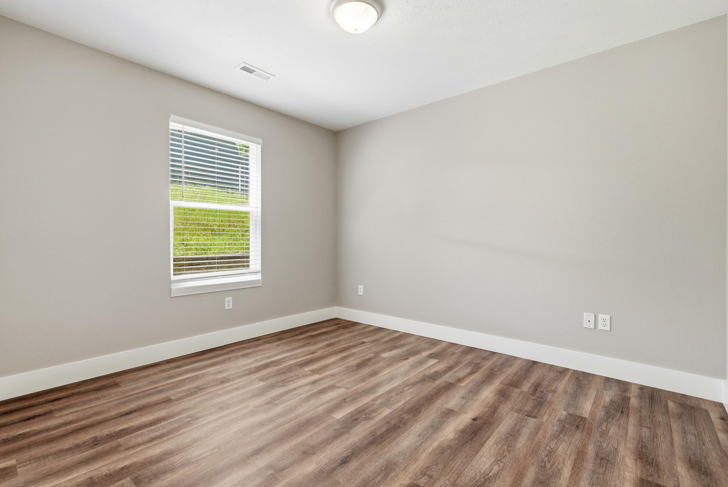 307 Hickory Street Property Photo 14
