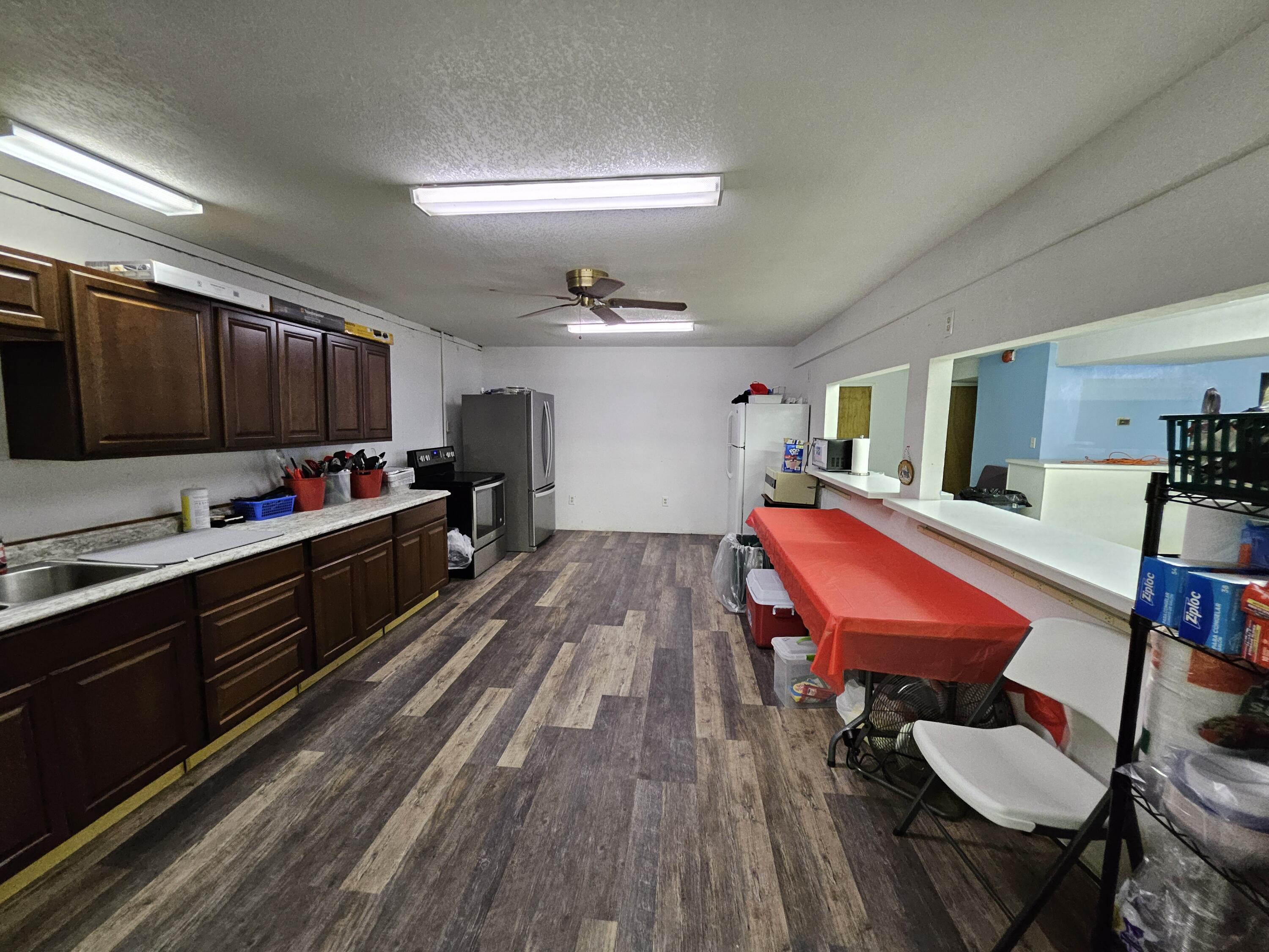 18715 Hyacinth Road Property Photo 10