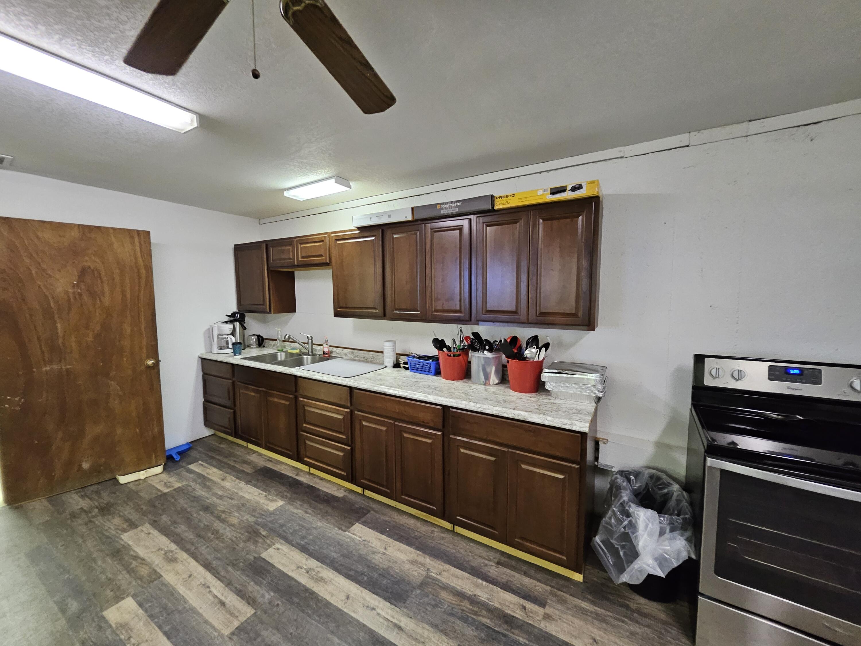 18715 Hyacinth Road Property Photo 14