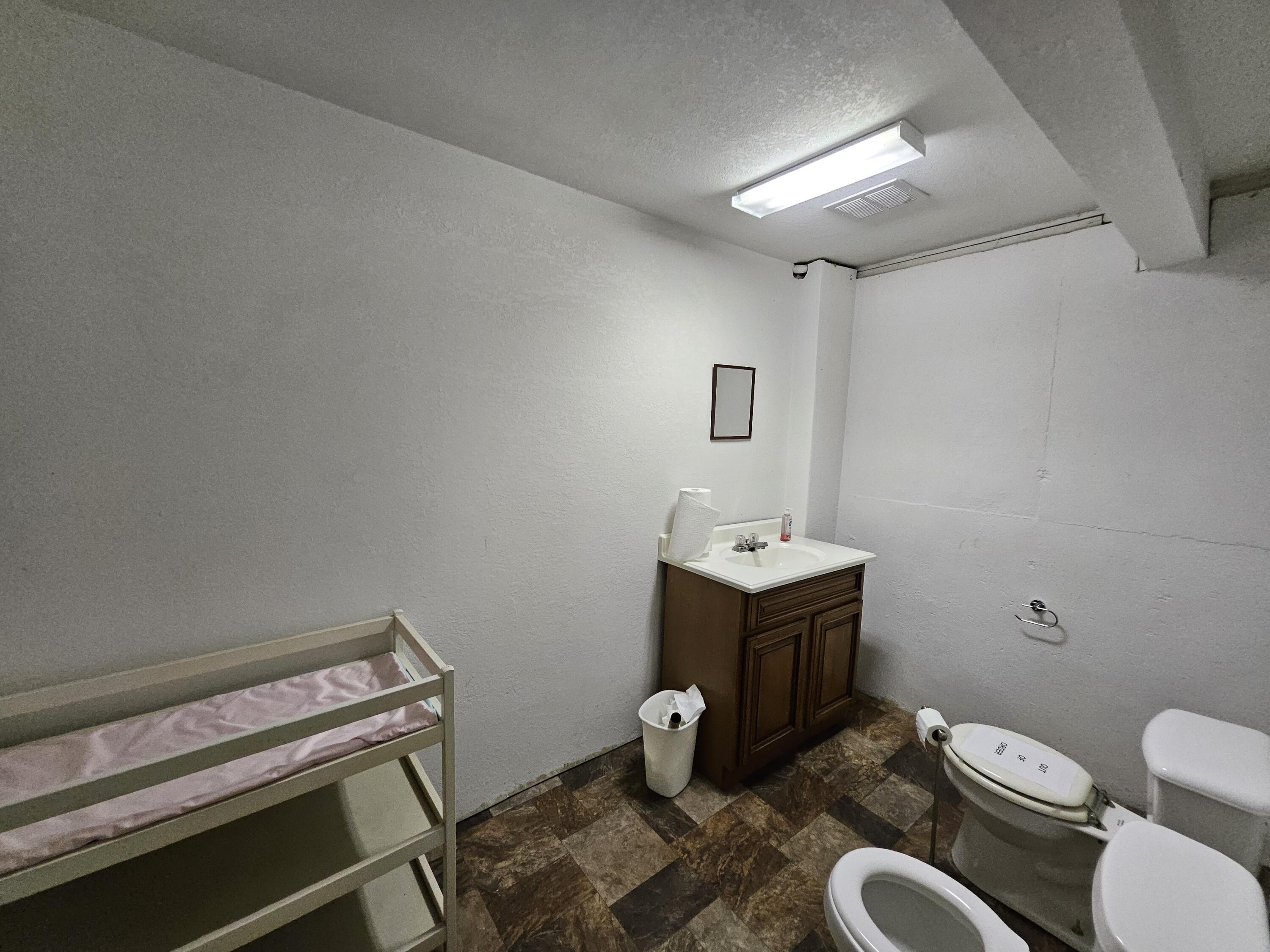 18715 Hyacinth Road Property Photo 18