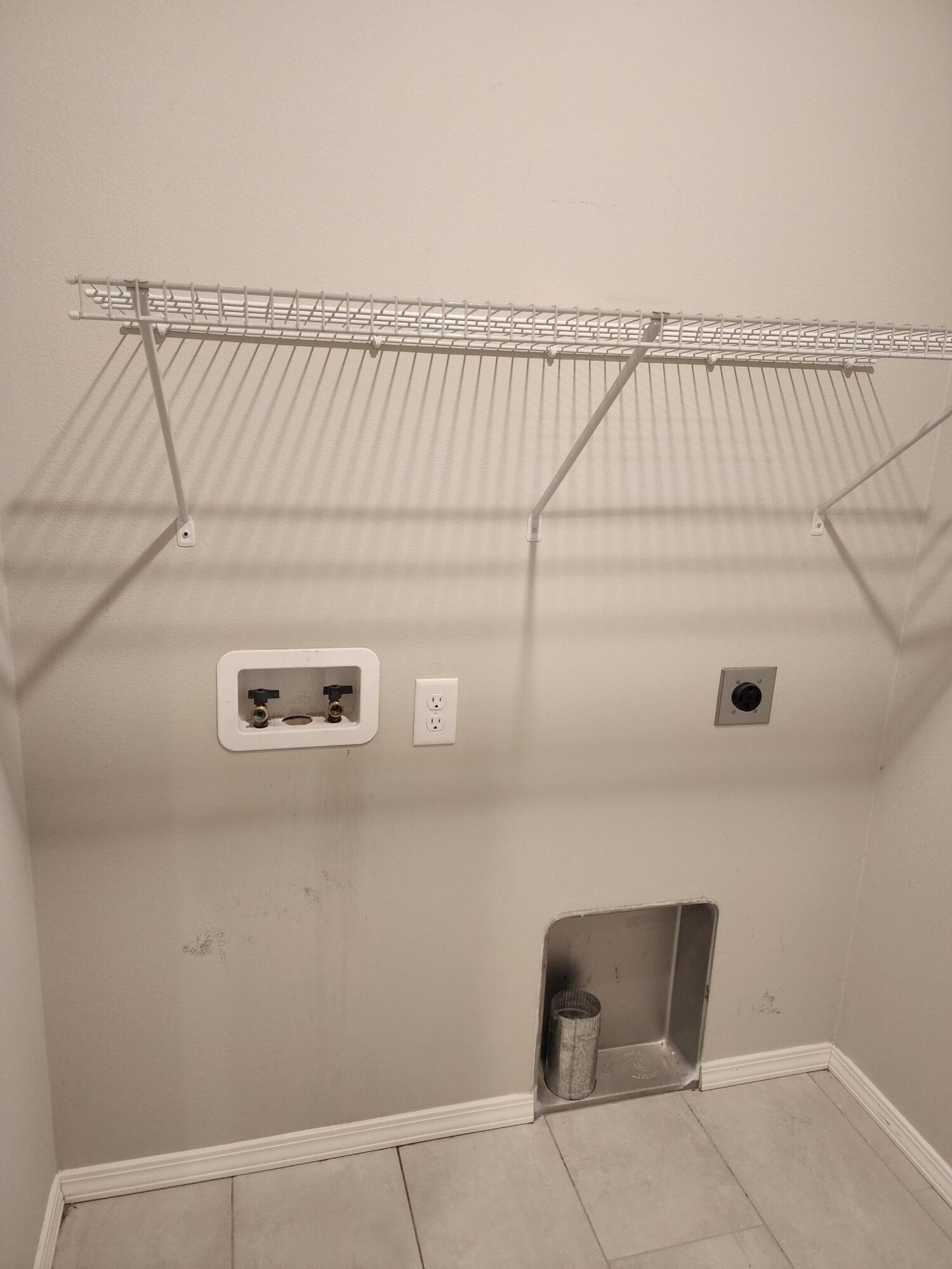 1295 South Whitaker Avenue Property Photo 13