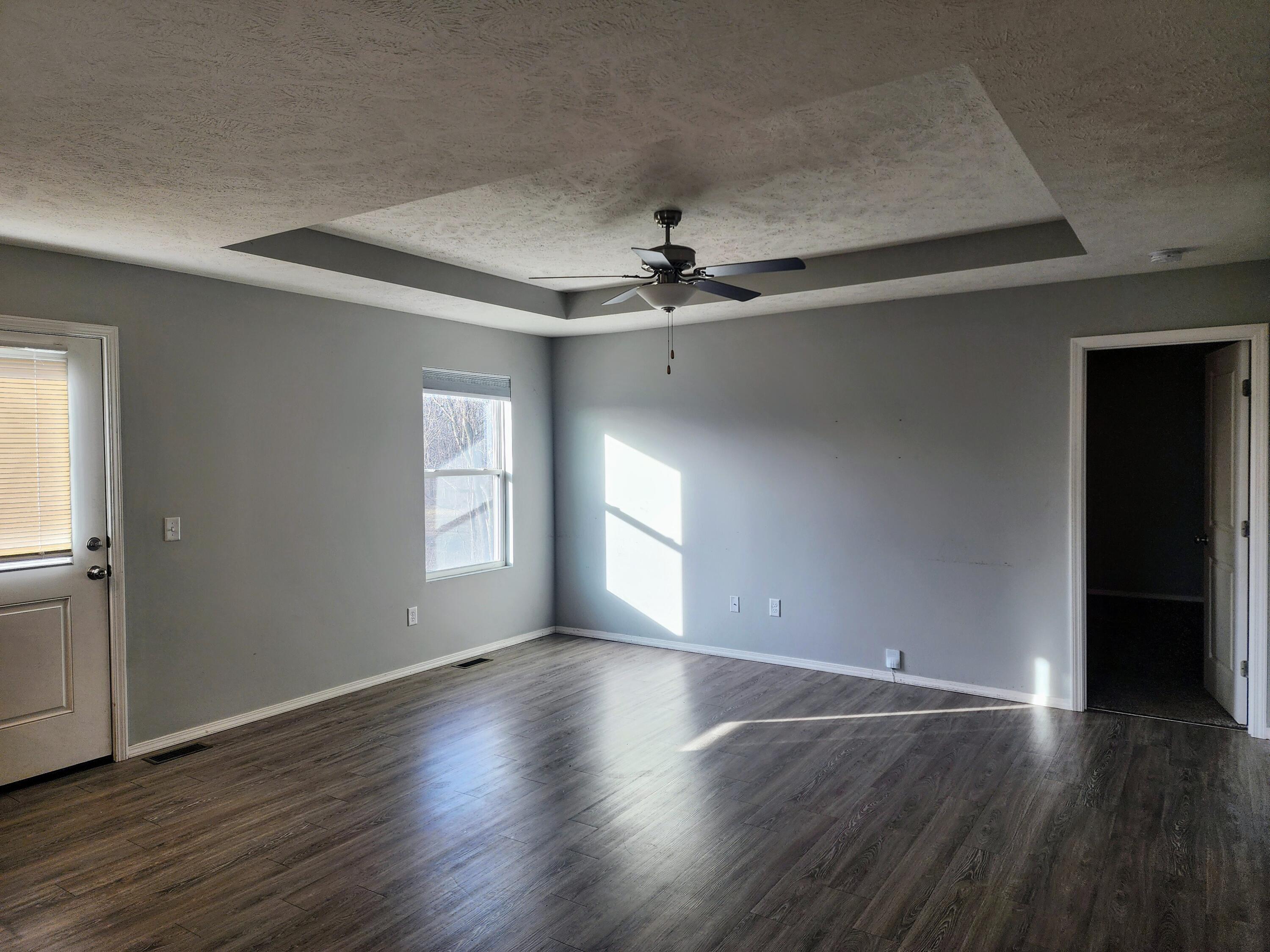 1295 South Whitaker Avenue Property Photo 19