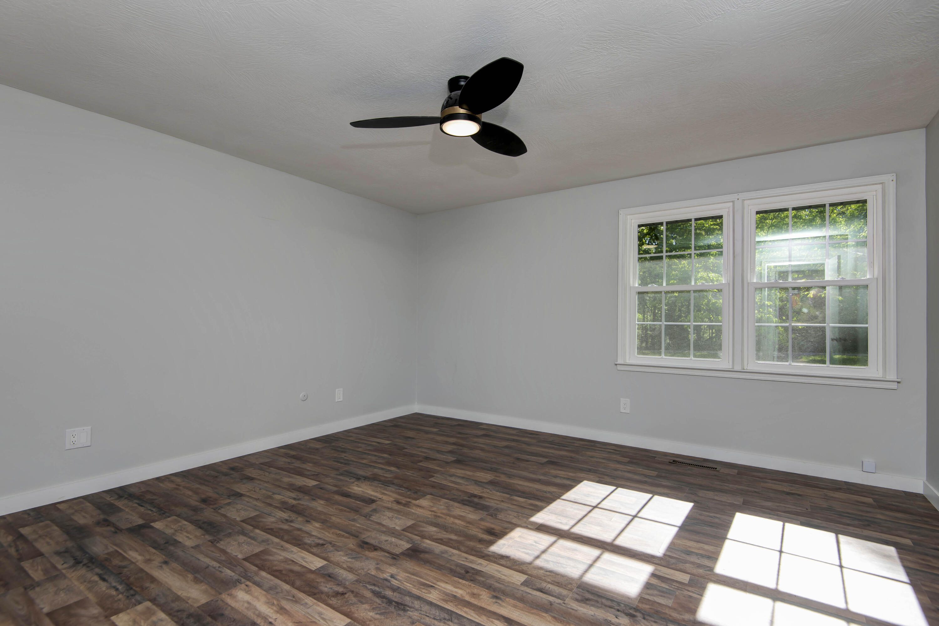 4607 South Chrisman Avenue Property Photo 16